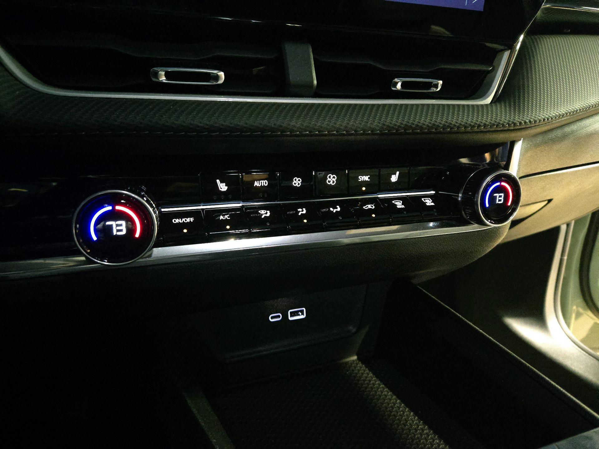 Thumbnail: 2026 Chevrolet Equinox - 16