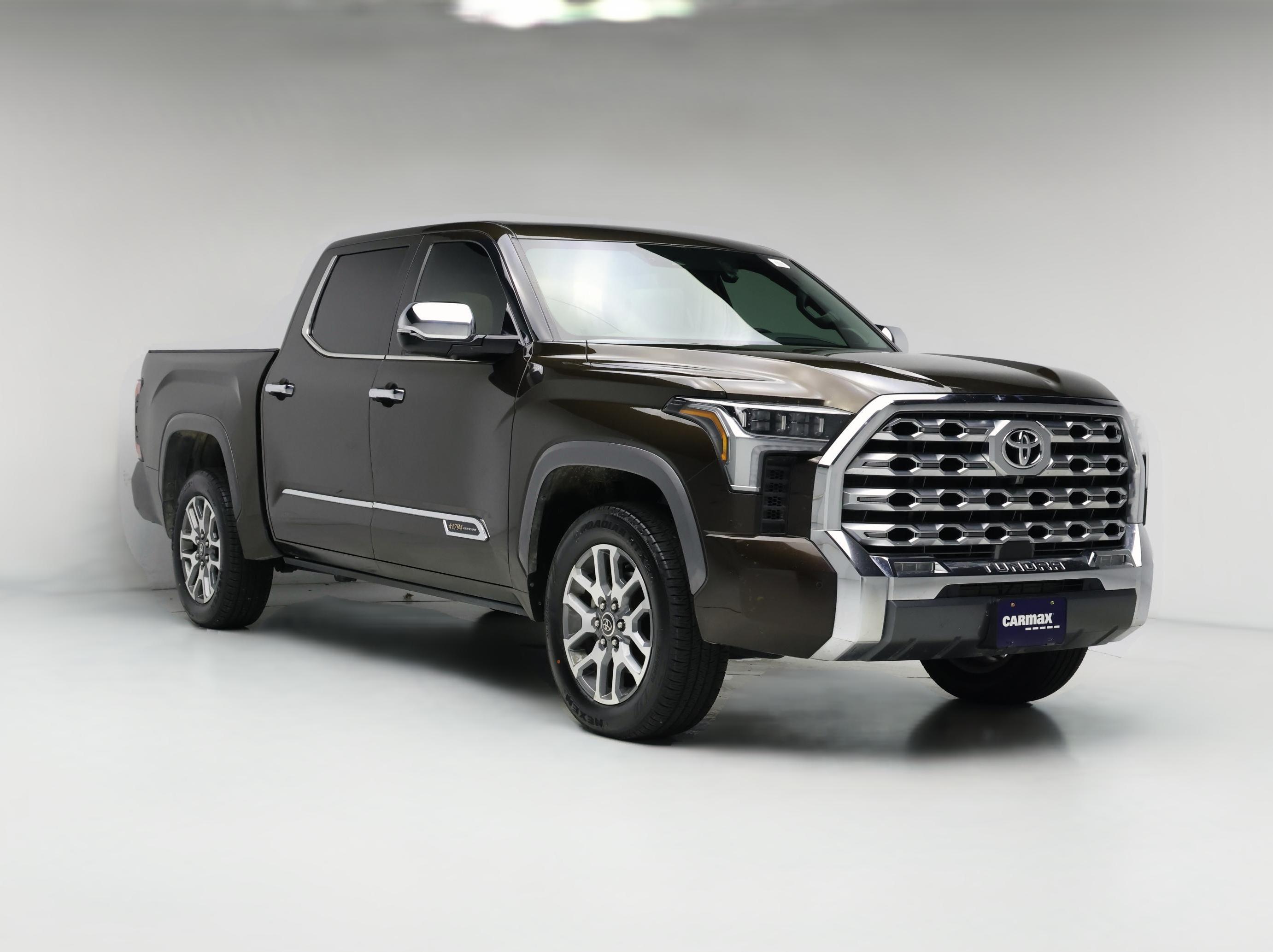 Thumbnail: 2022 Toyota Tundra - 1