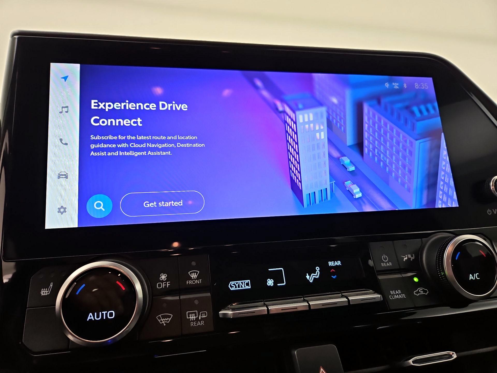 Thumbnail: 2023 Toyota Highlander - 14