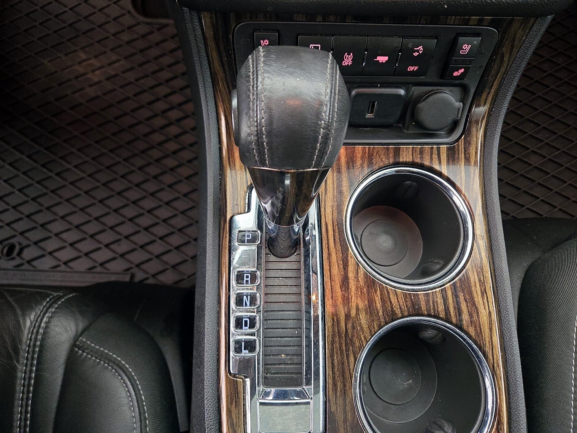 Thumbnail: 2016 GMC Acadia - 18