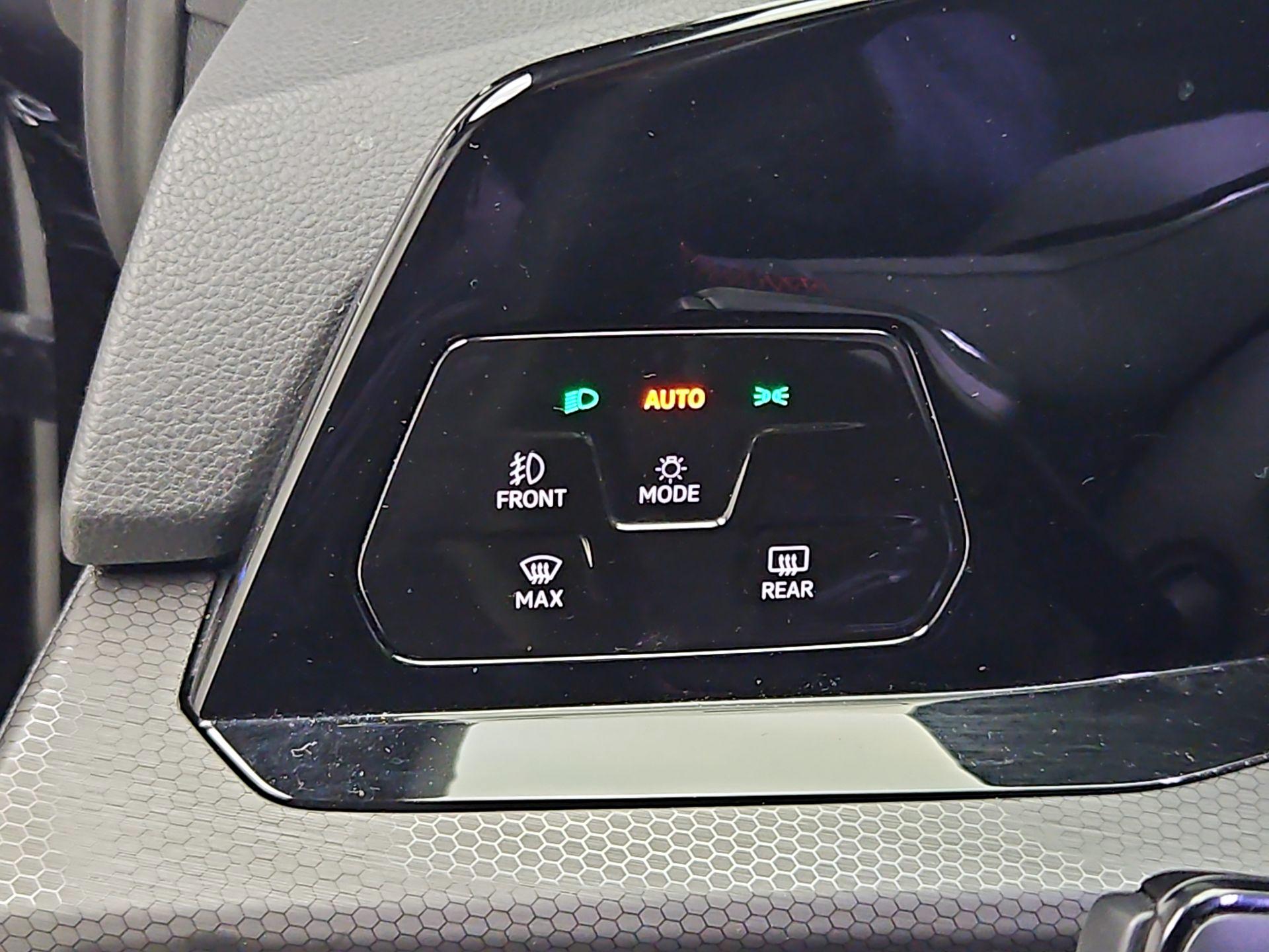 Thumbnail: 2024 Volkswagen Golf - 13