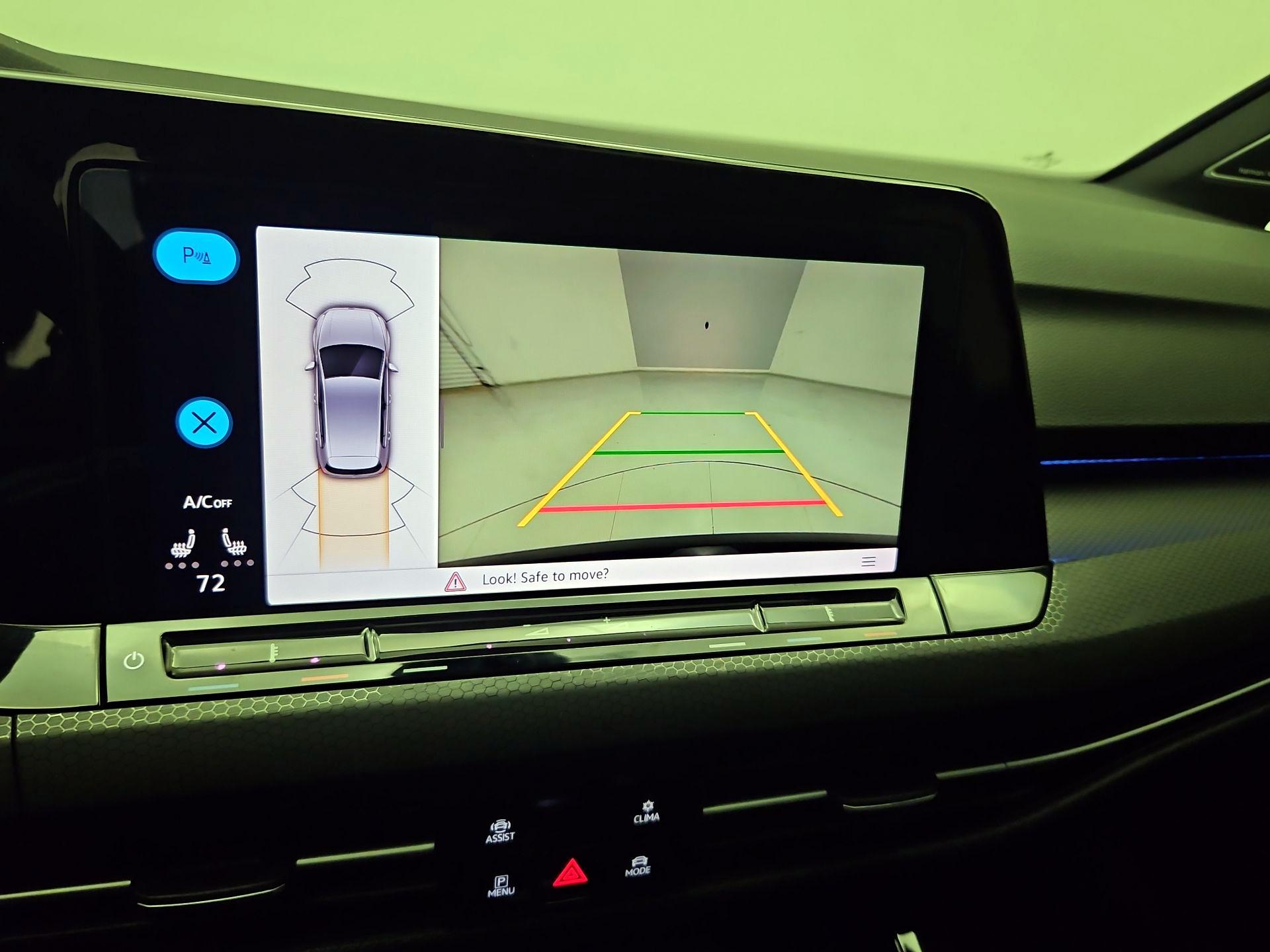 Thumbnail: 2024 Volkswagen Golf - 15