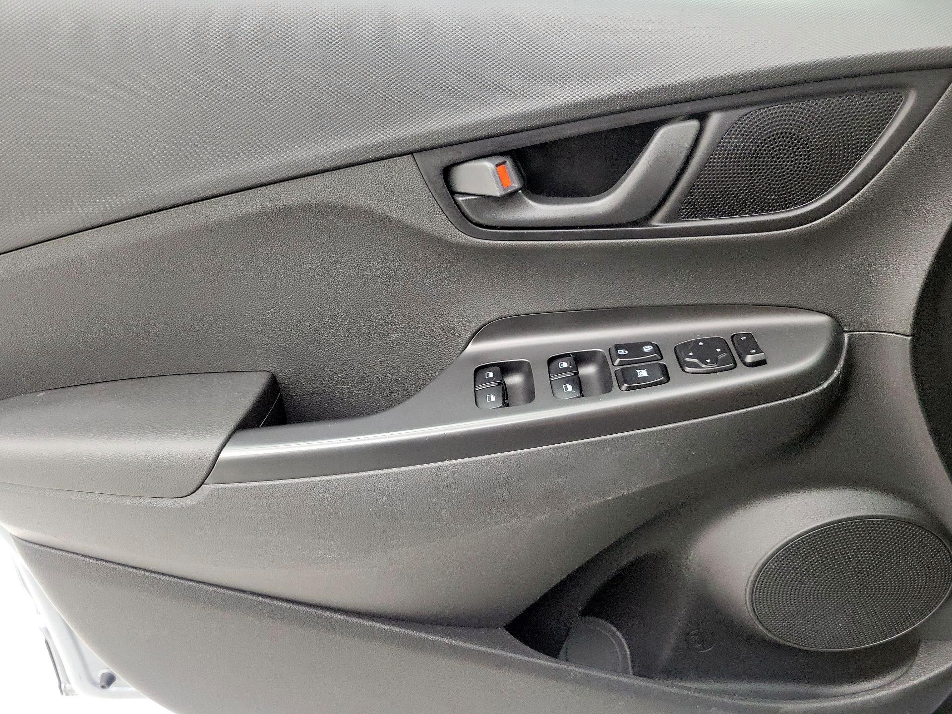 Thumbnail: 2019 Hyundai Kona - 12