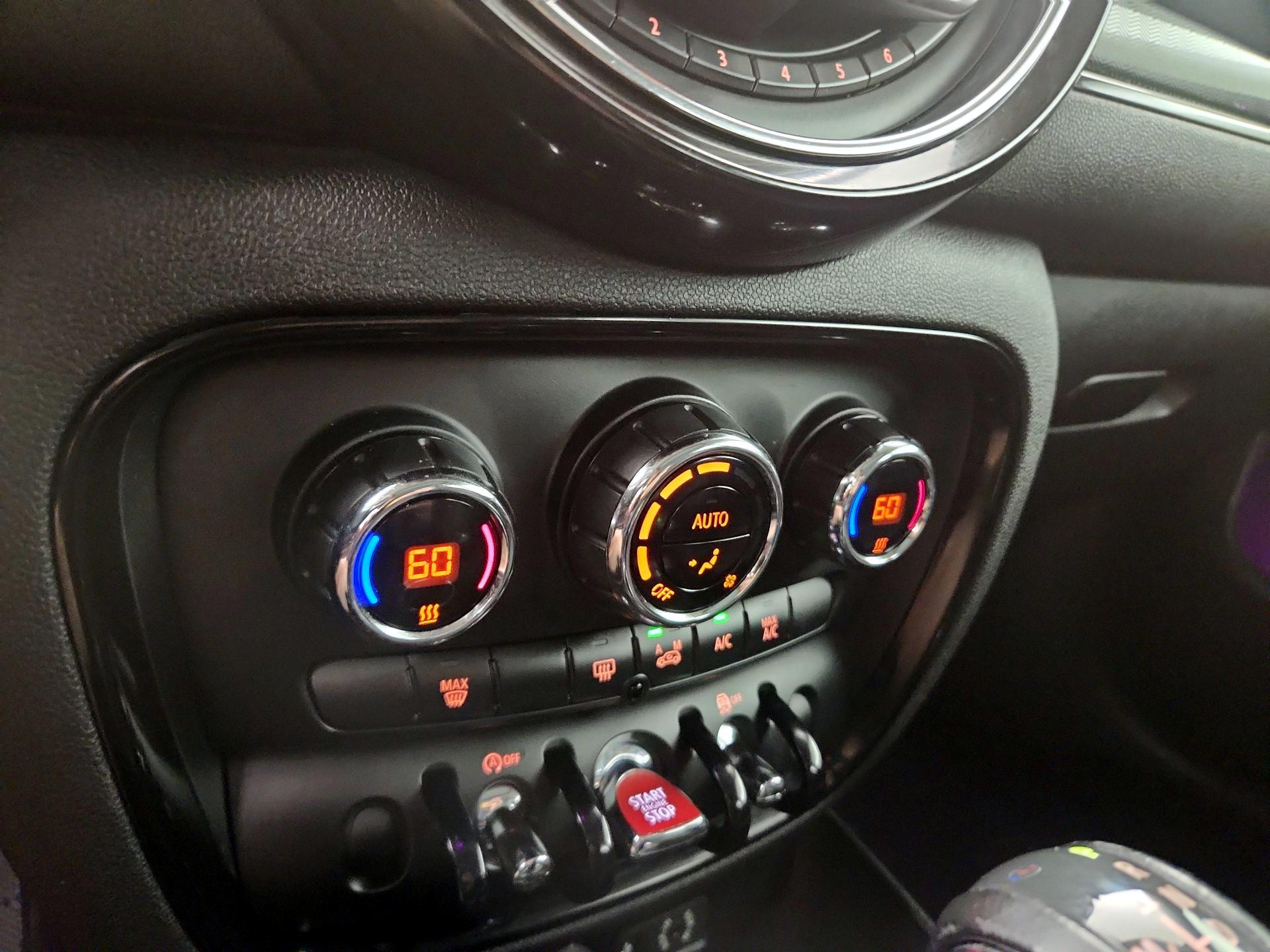 Thumbnail: 2017 MINI Cooper Clubman - 16