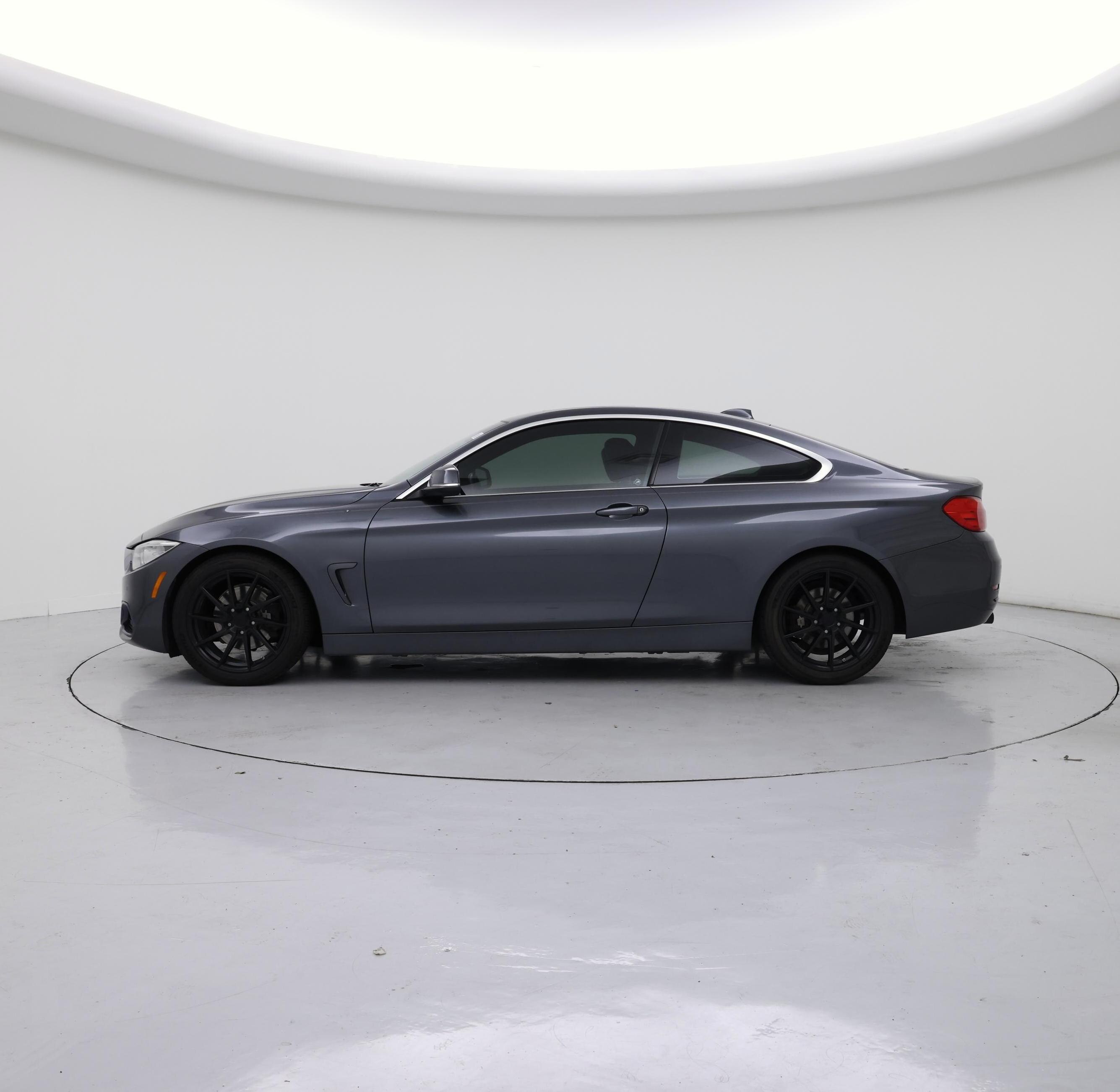 Thumbnail: 2016 BMW 4 Series - 3