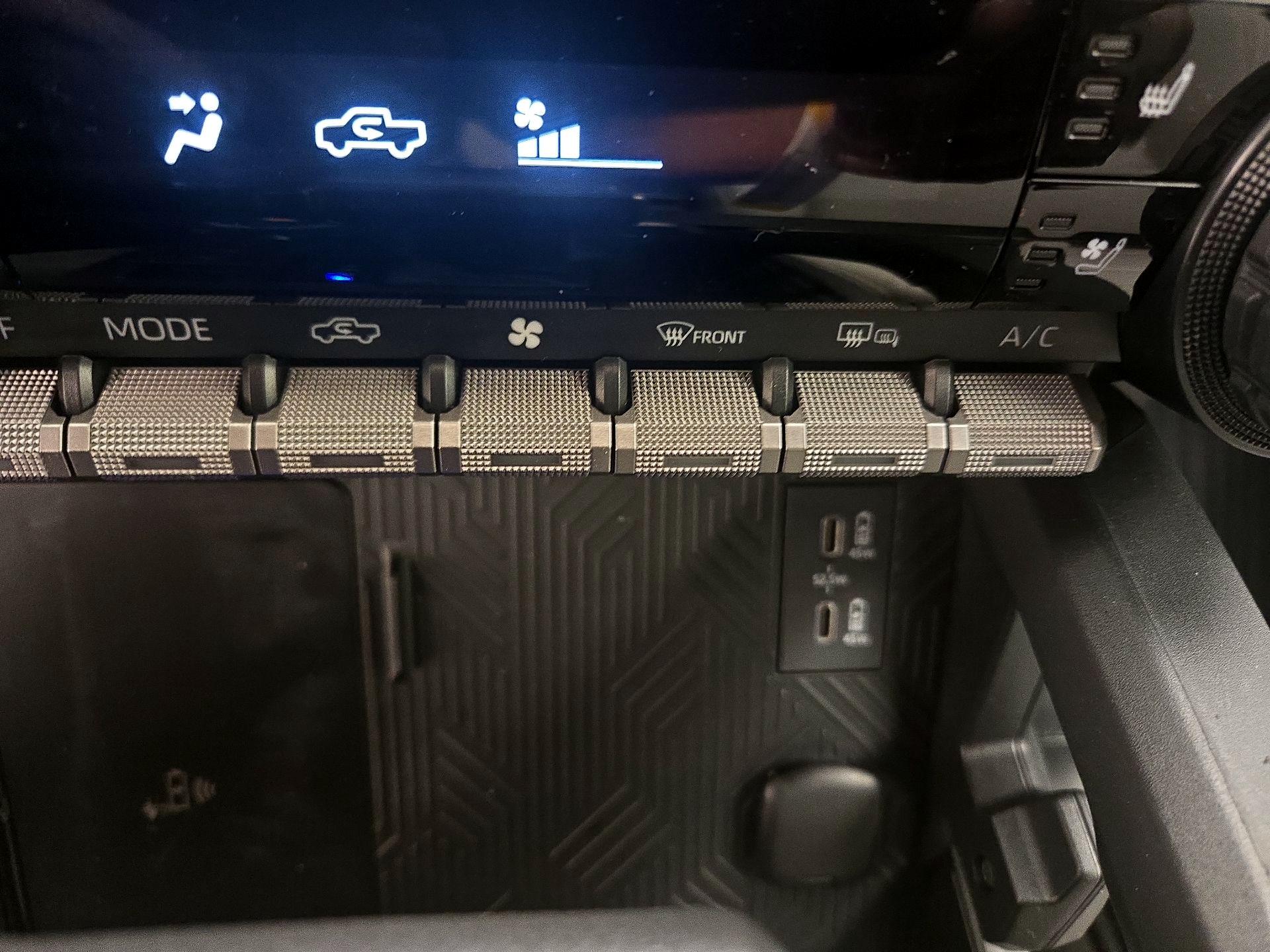 Thumbnail: 2024 Toyota Tacoma - 18