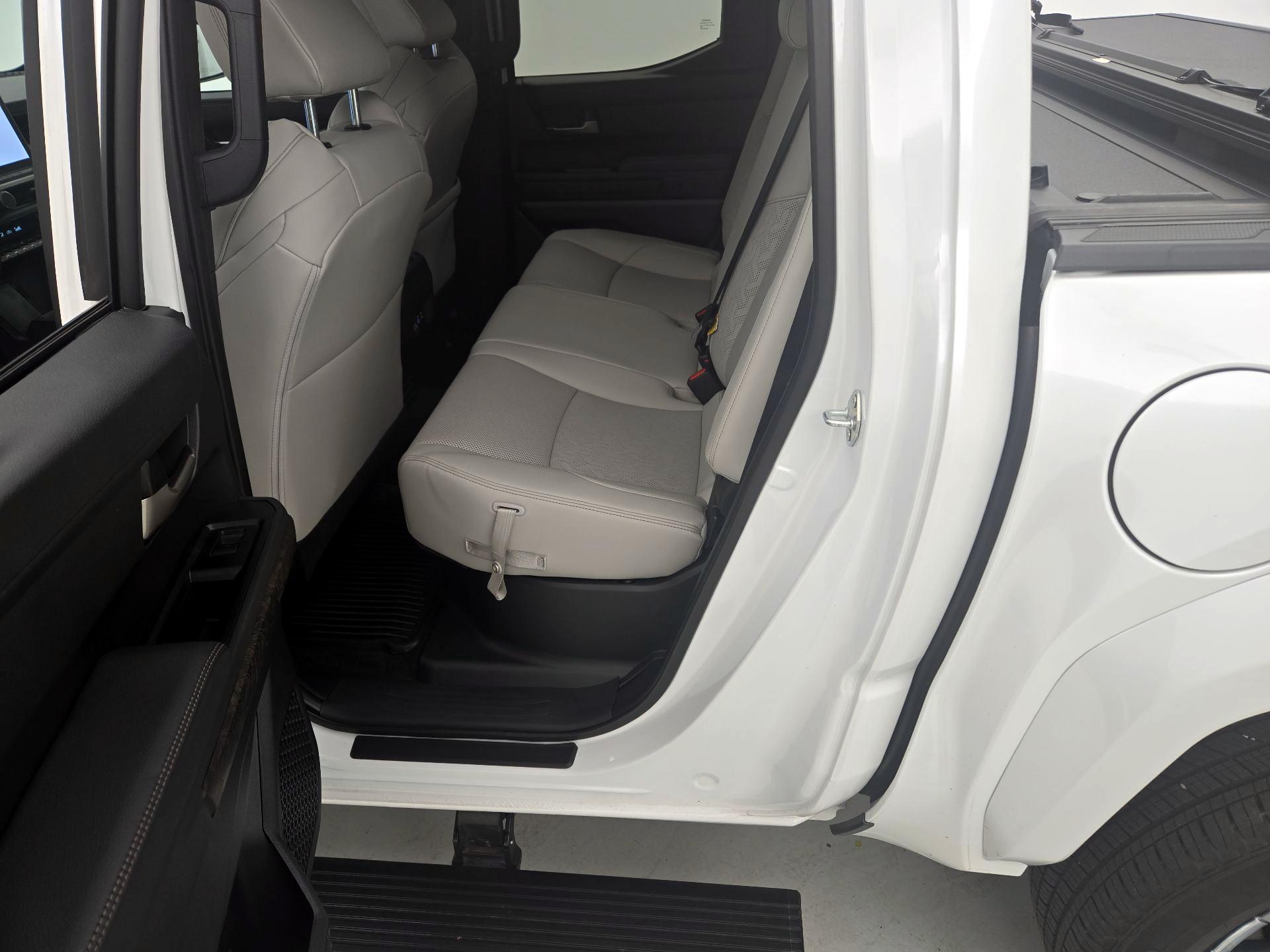 Thumbnail: 2024 Toyota Tacoma - 20