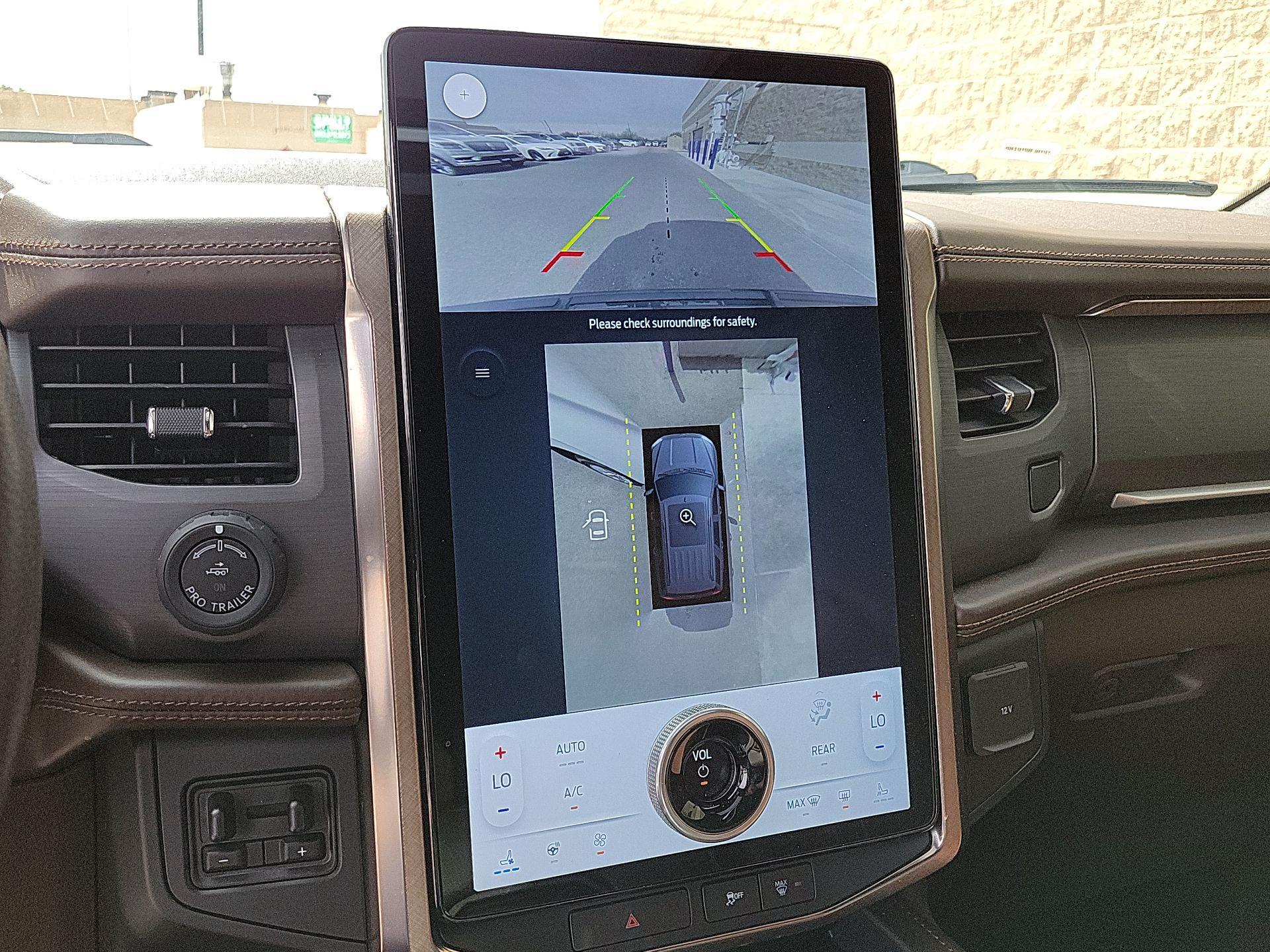 Thumbnail: 2023 Ford Expedition - 12