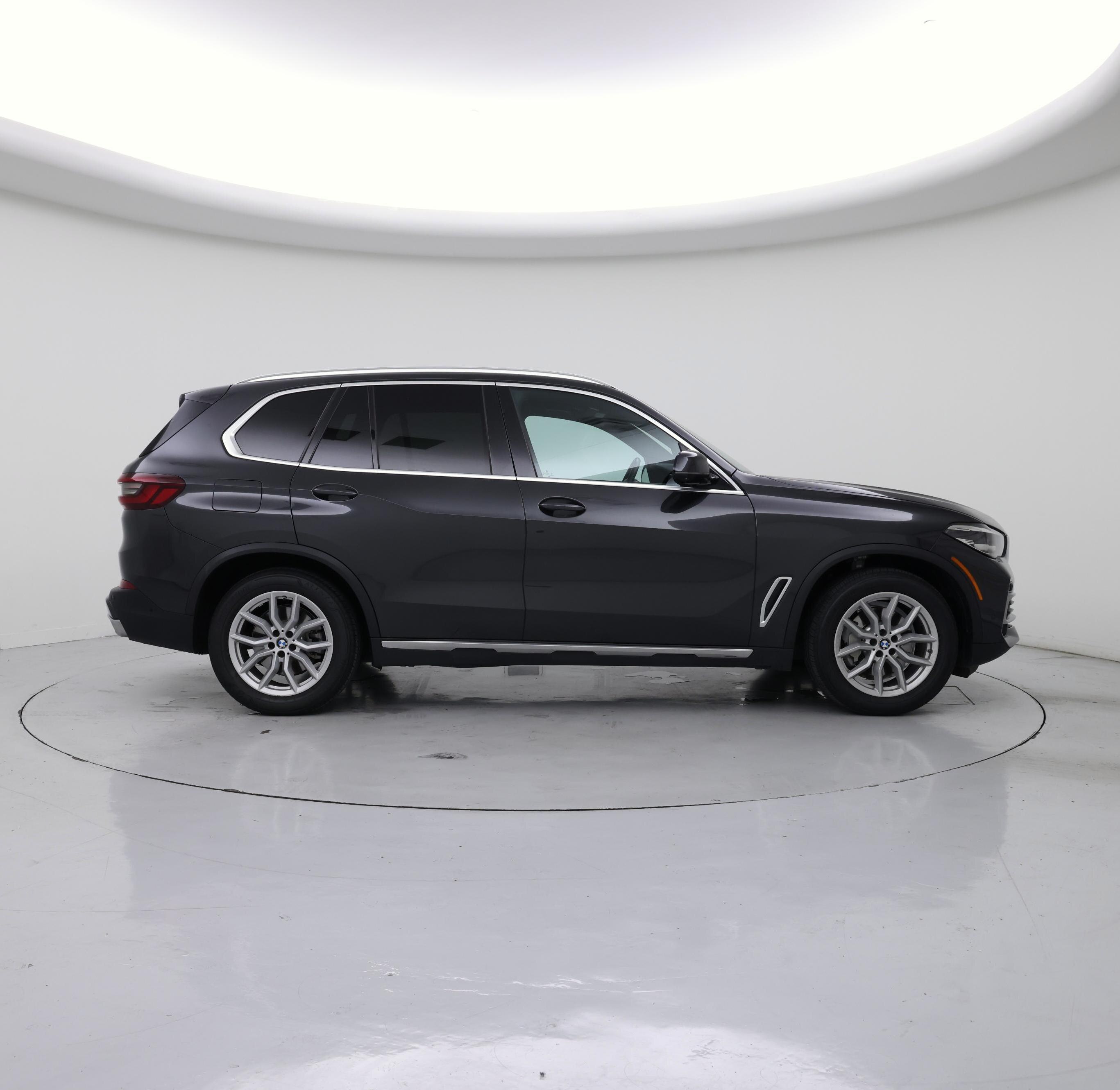 Thumbnail: 2023 BMW X5 - 7