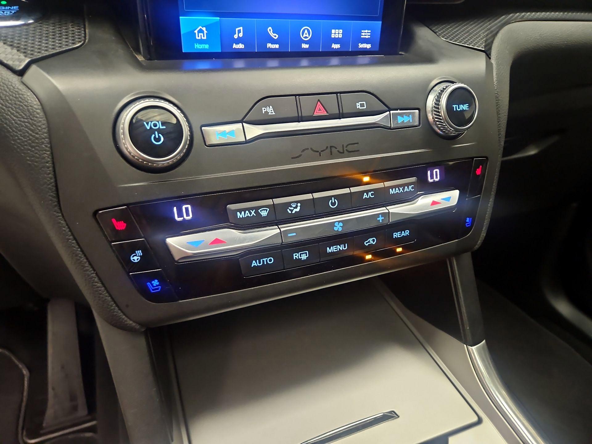 Thumbnail: 2020 Ford Explorer - 17