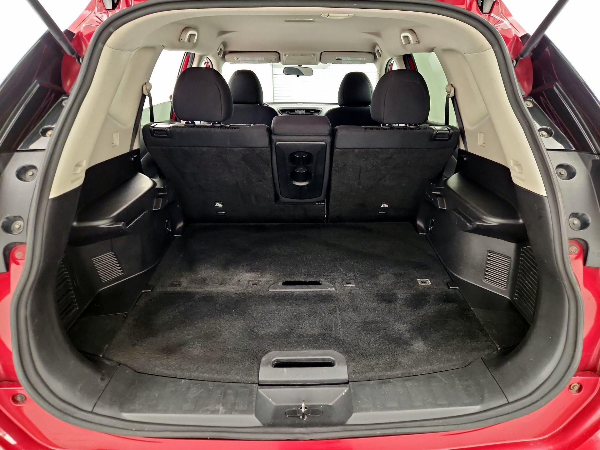 Thumbnail: 2017 Nissan Rogue - 20