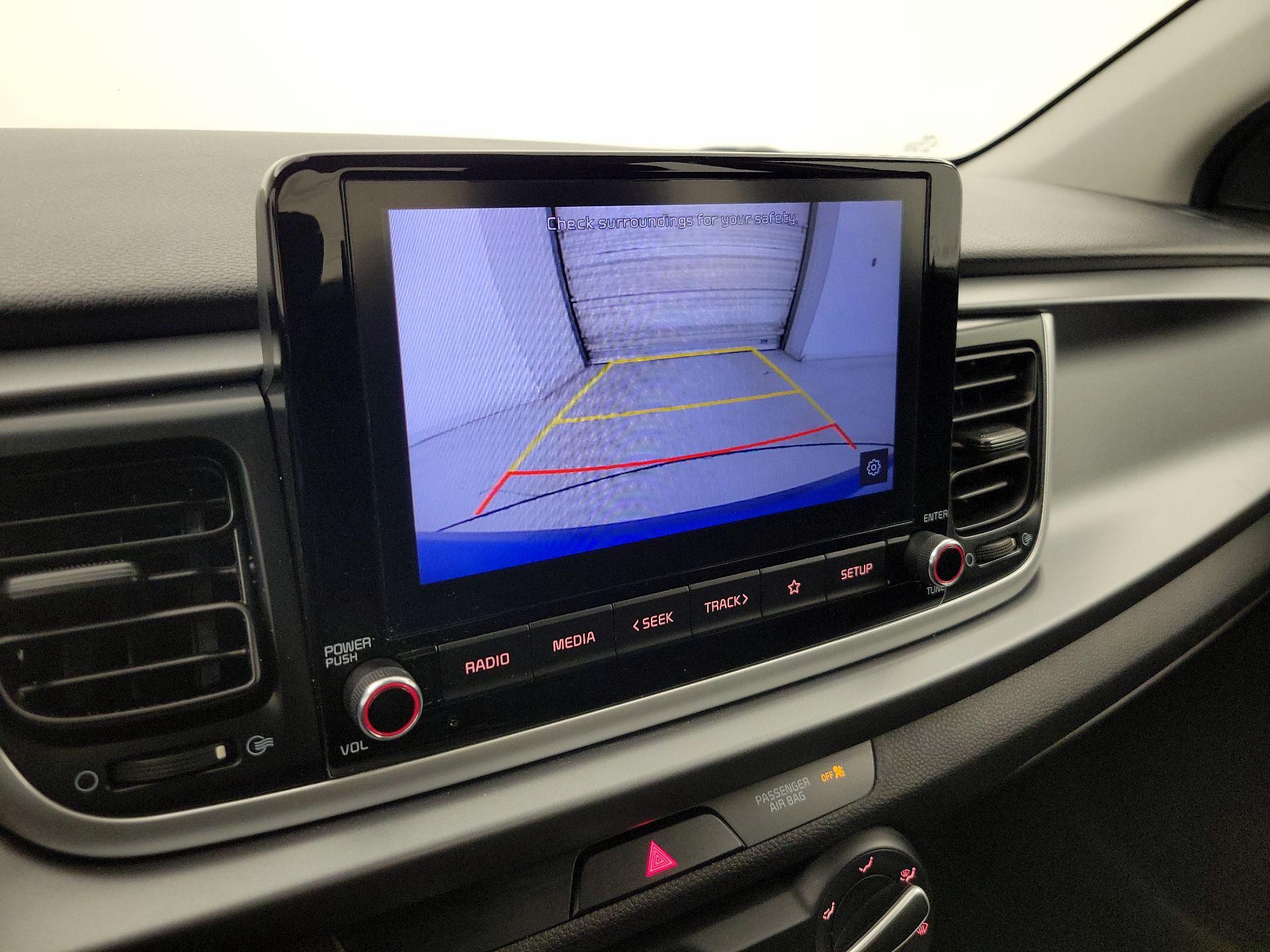 Thumbnail: 2021 Kia Rio - 14