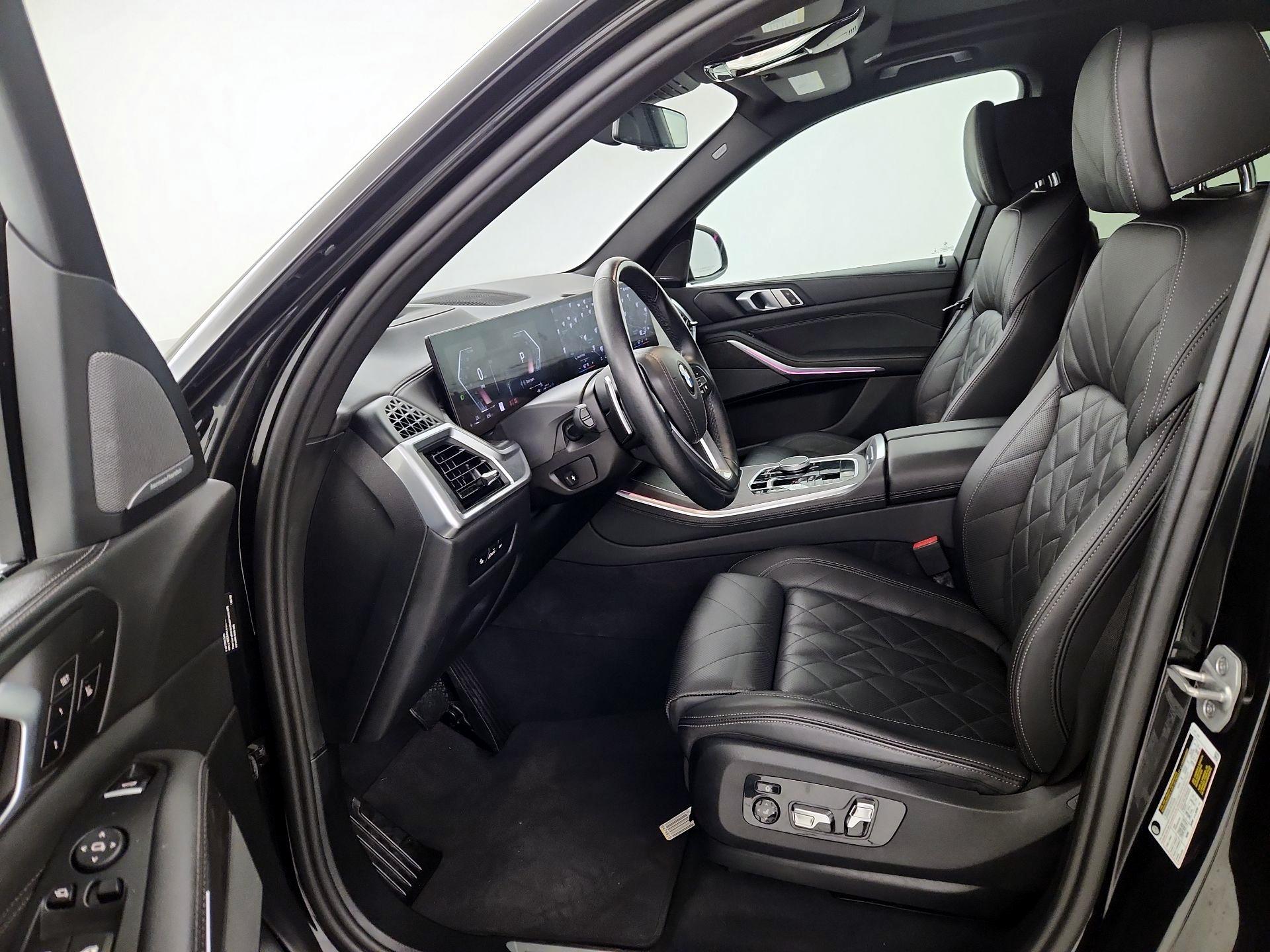 Thumbnail: 2025 BMW X5 - 11