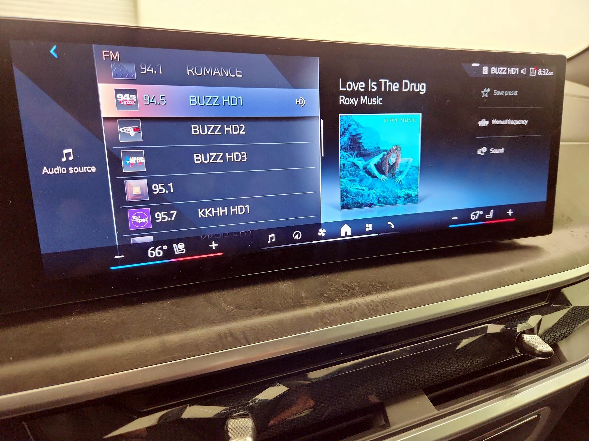 Thumbnail: 2025 BMW X5 - 16