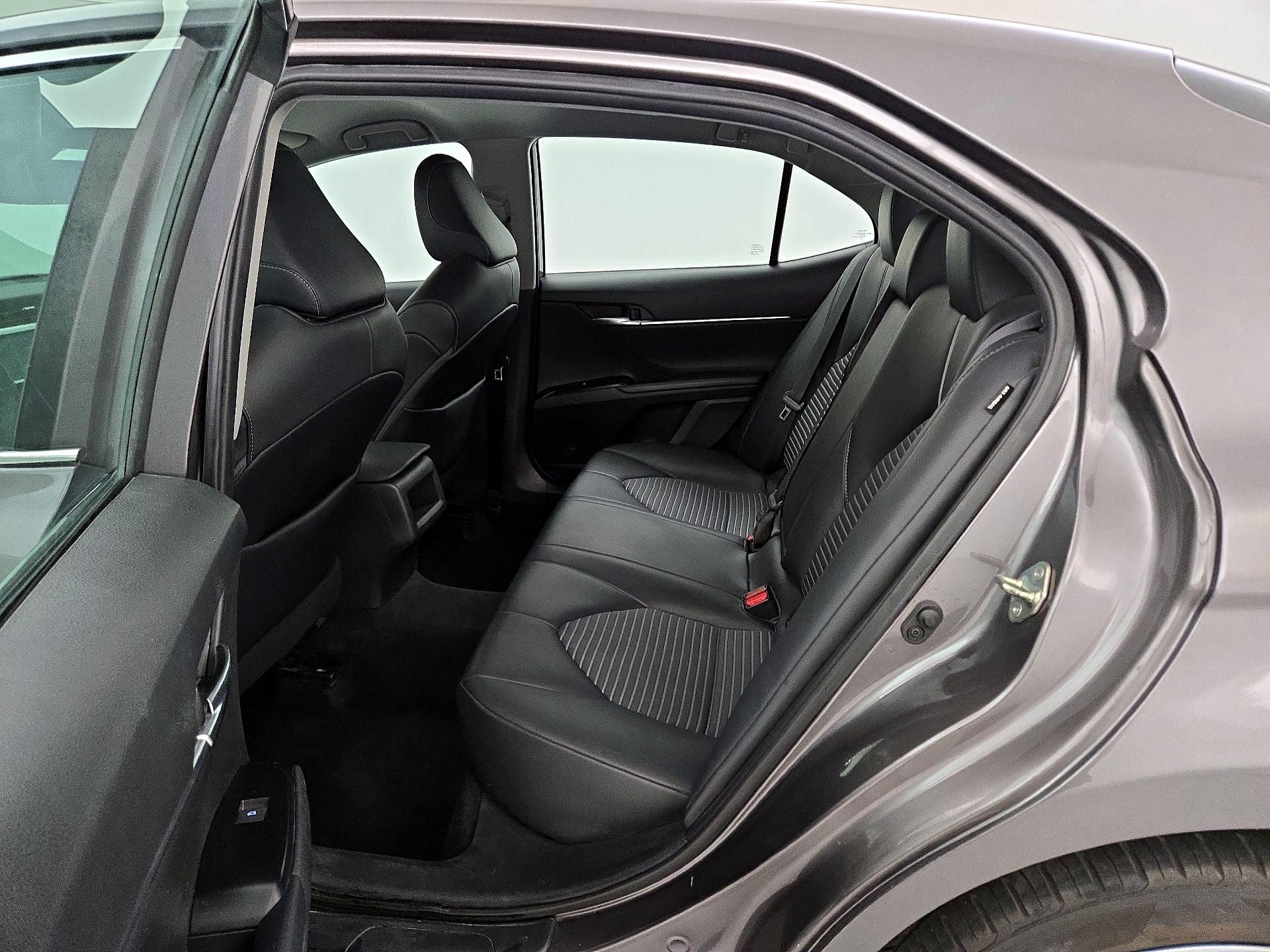 Thumbnail: 2020 Toyota Camry - 19