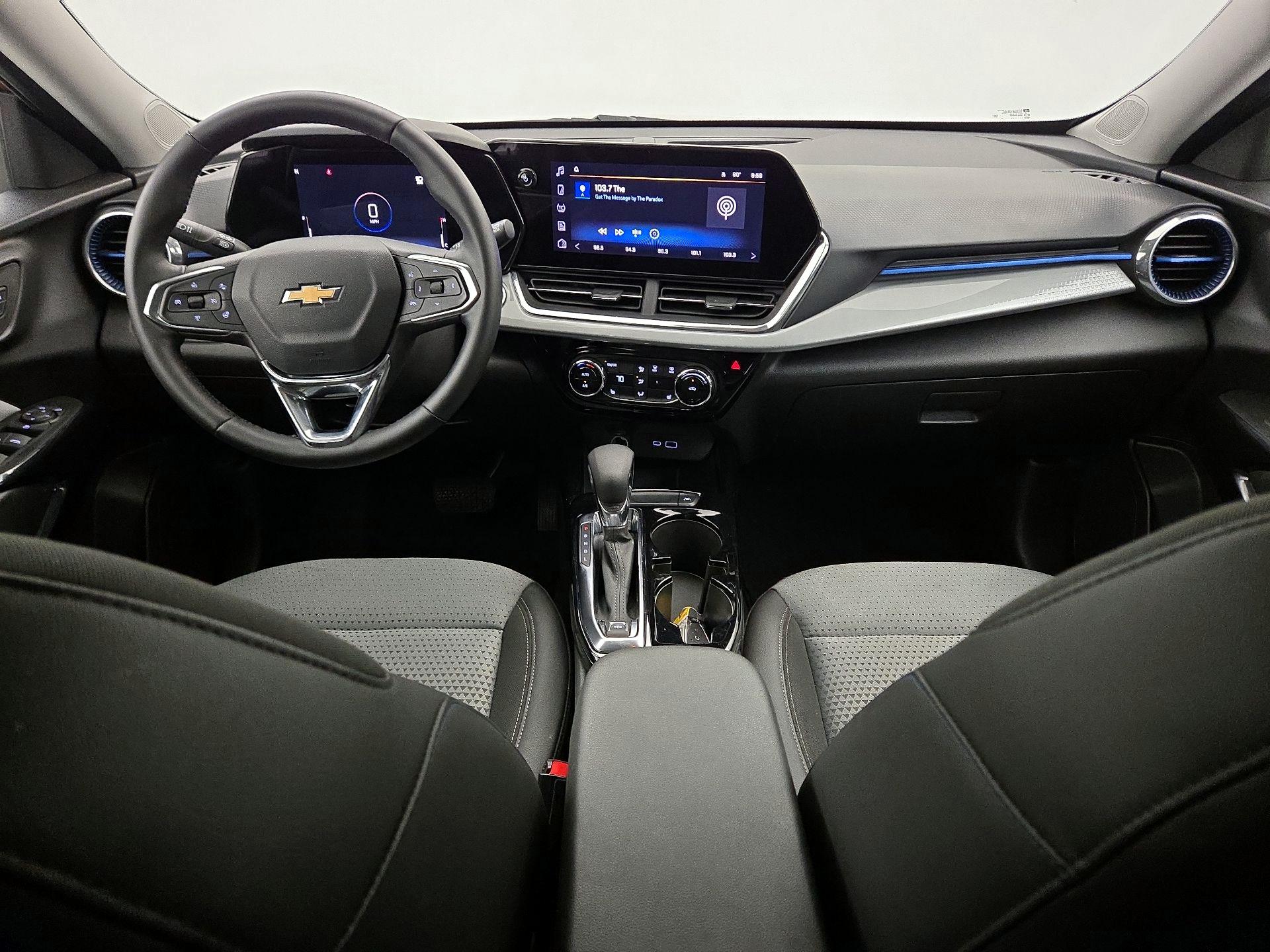 Thumbnail: 2025 Chevrolet Trax - 9