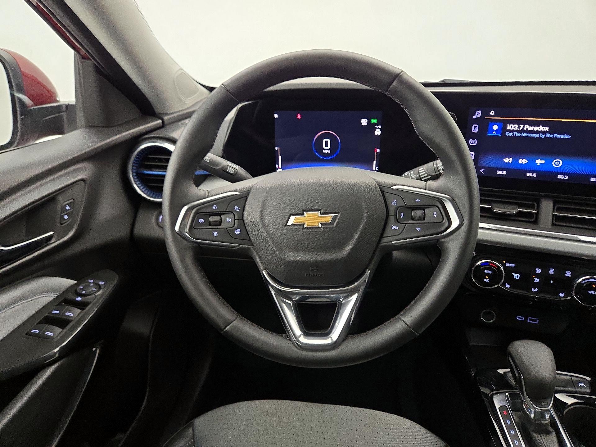 Thumbnail: 2025 Chevrolet Trax - 10