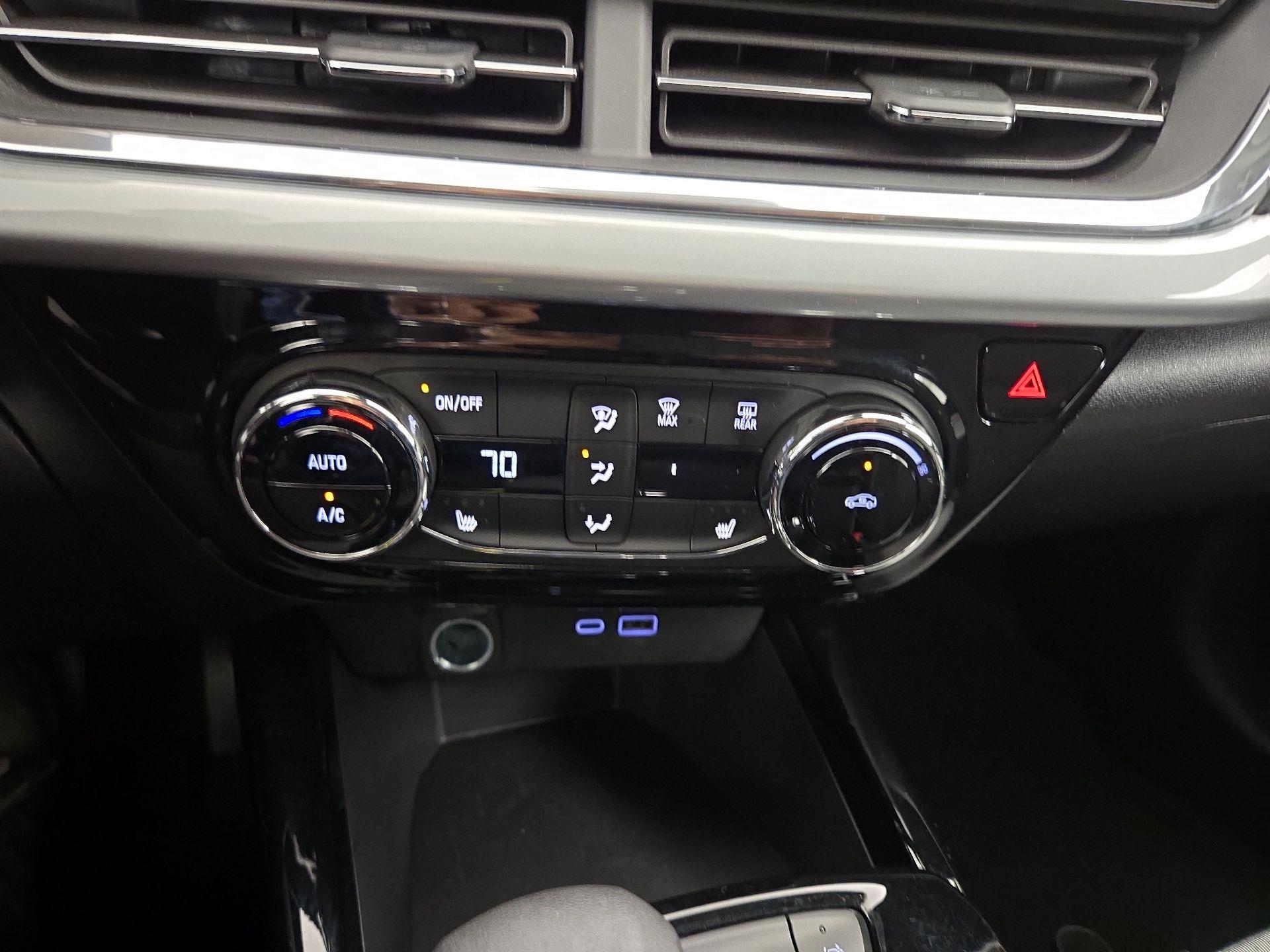 Thumbnail: 2025 Chevrolet Trax - 16