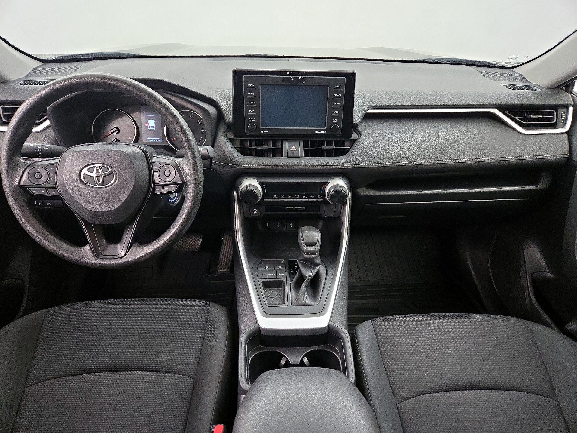 Thumbnail: 2020 Toyota RAV4 - 9