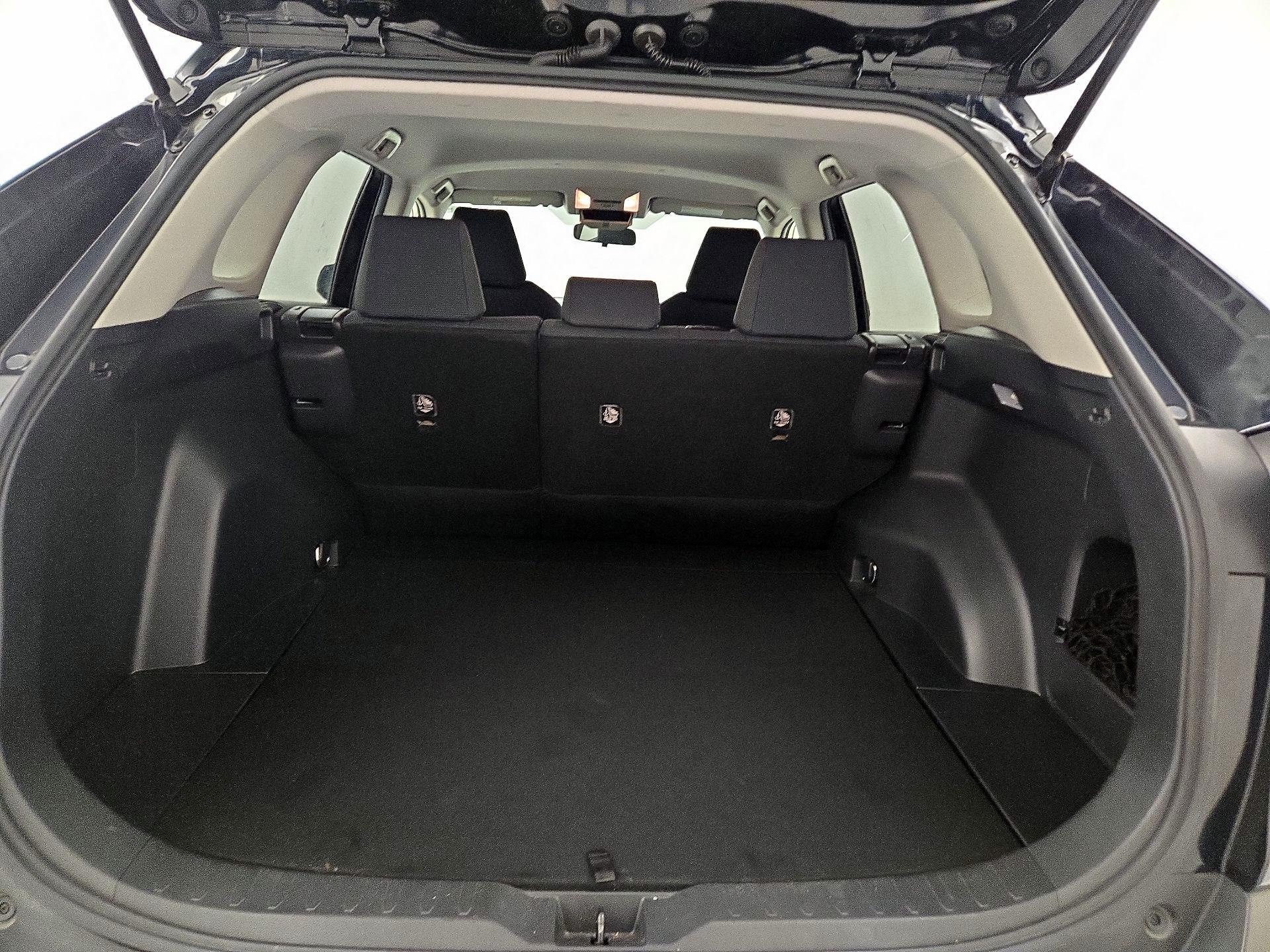 Thumbnail: 2020 Toyota RAV4 - 20