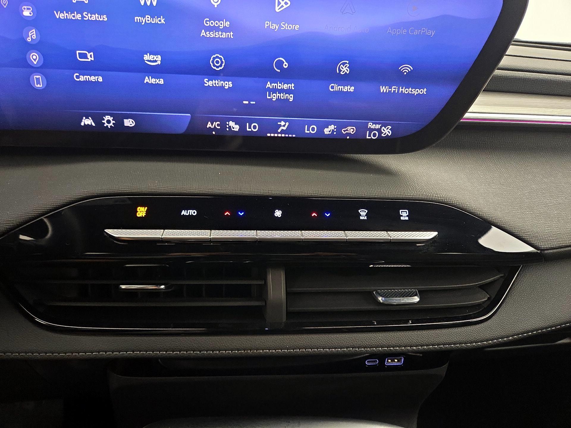 Thumbnail: 2025 Buick Enclave - 17