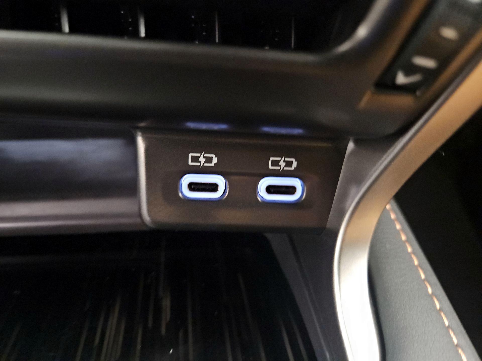 Thumbnail: 2025 Lexus RX - 18