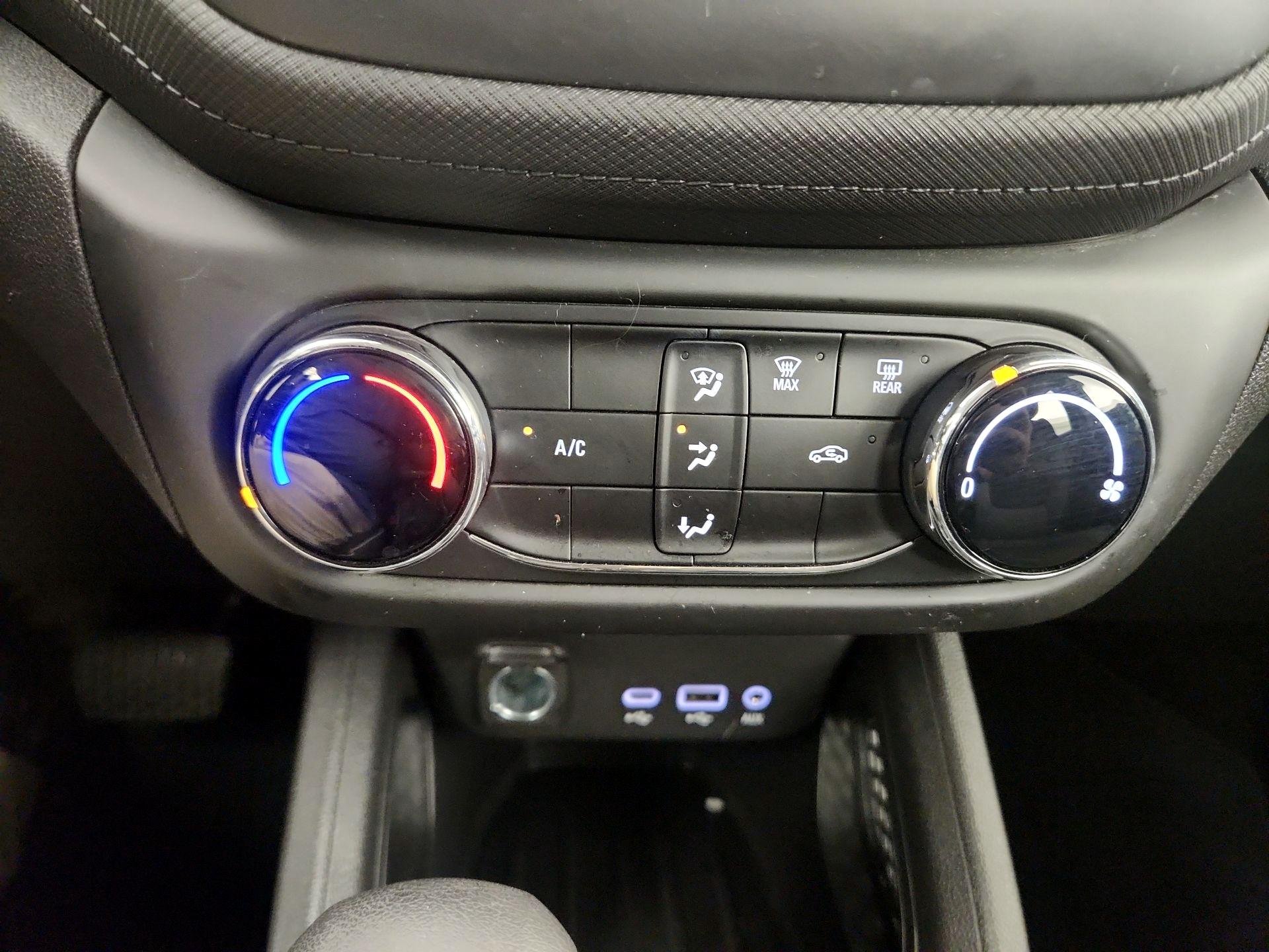 Thumbnail: 2023 Chevrolet TrailBlazer - 16