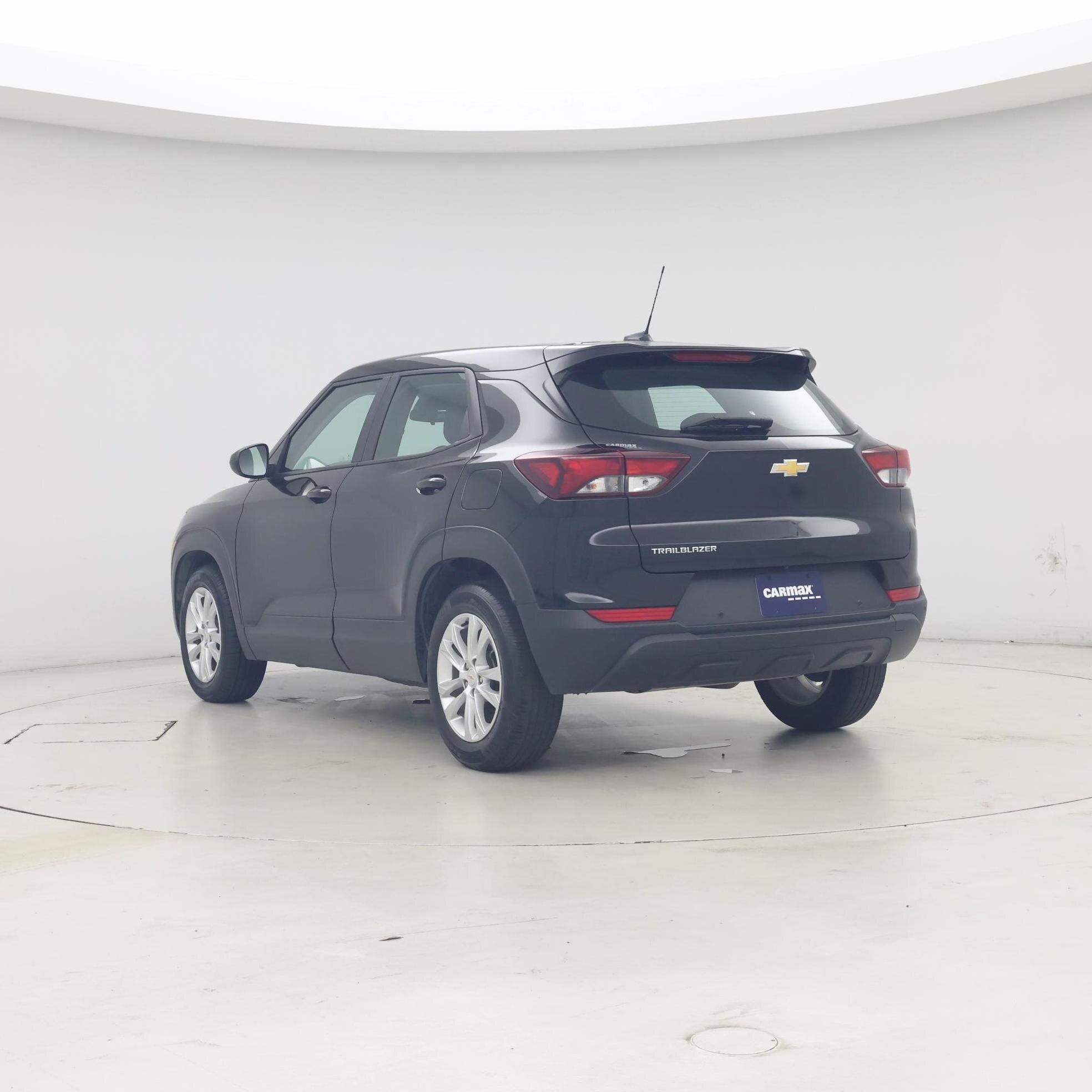 Thumbnail: 2023 Chevrolet TrailBlazer - 2