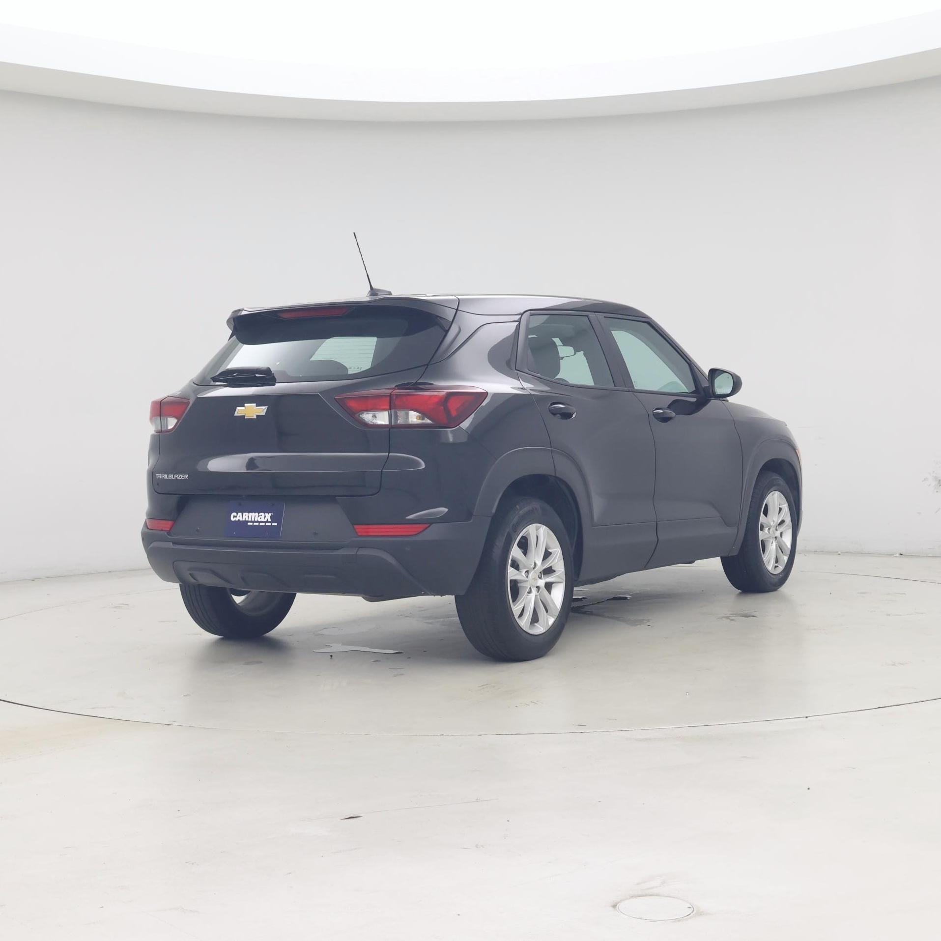 Thumbnail: 2023 Chevrolet TrailBlazer - 8