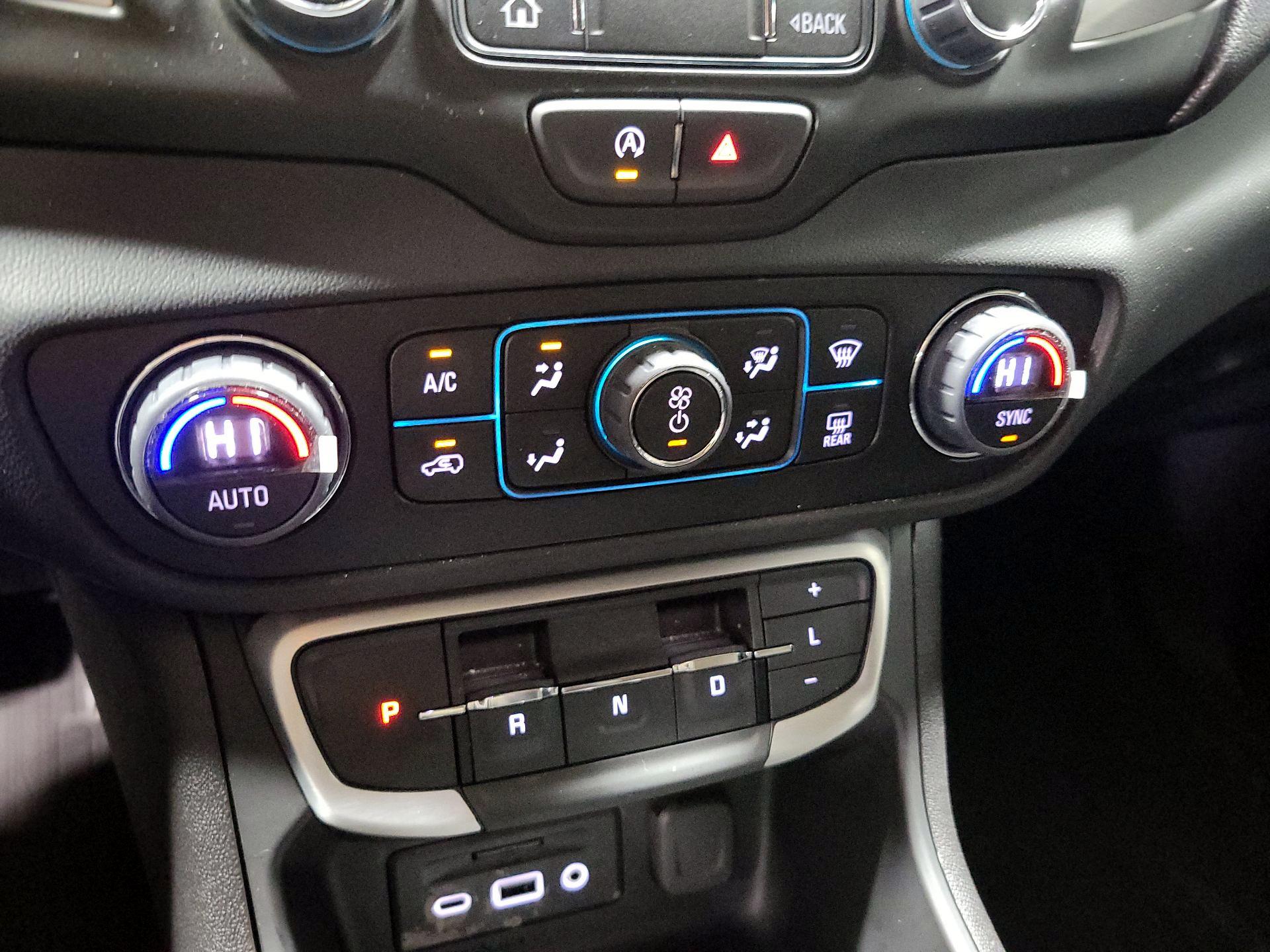 Thumbnail: 2024 GMC Terrain - 17