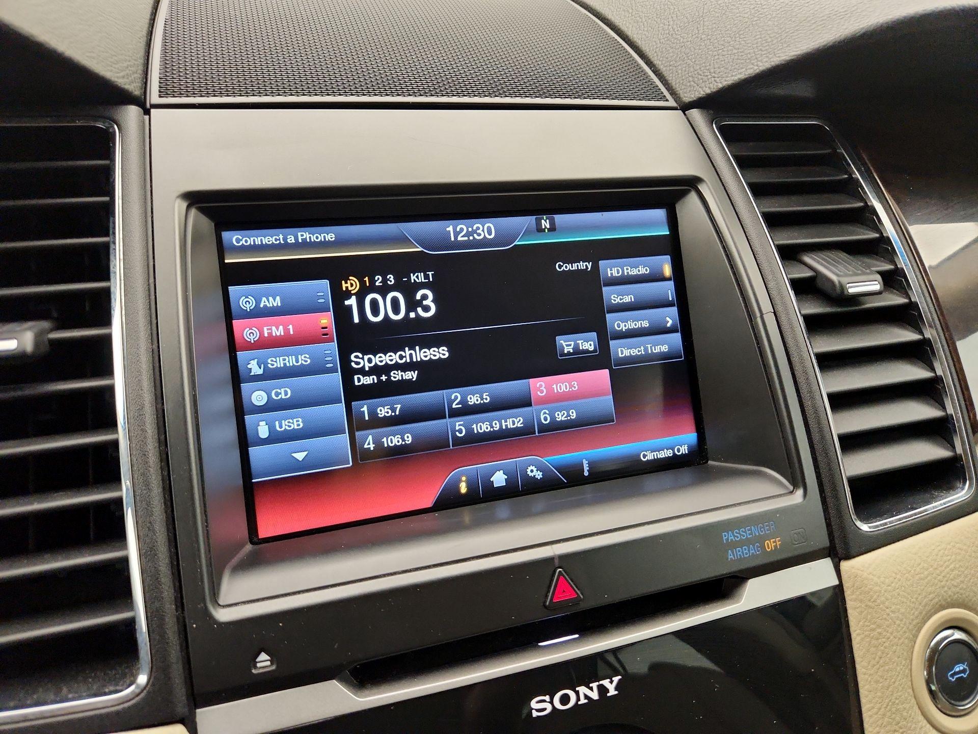 Thumbnail: 2014 Ford Taurus - 16