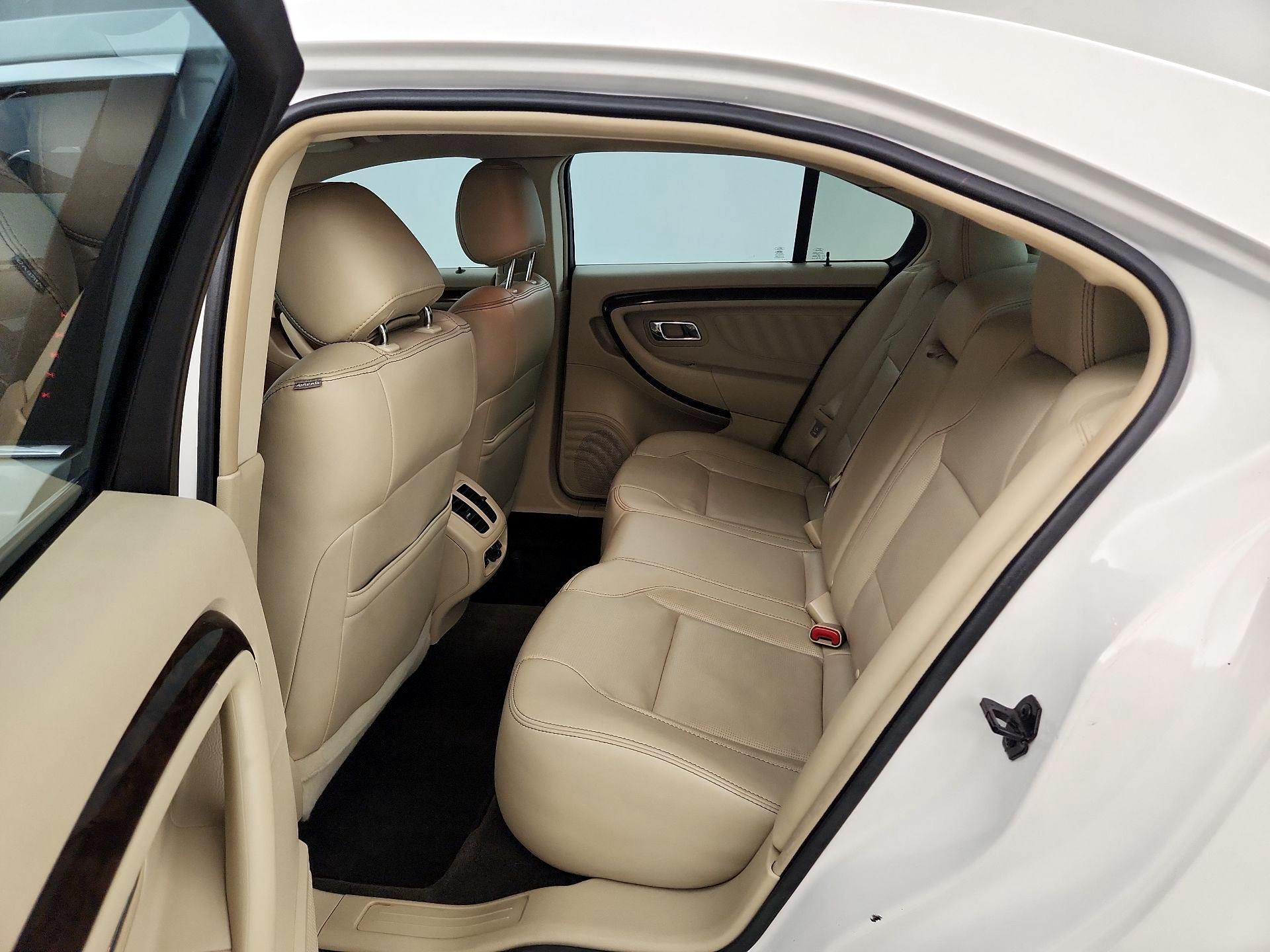 Thumbnail: 2014 Ford Taurus - 19