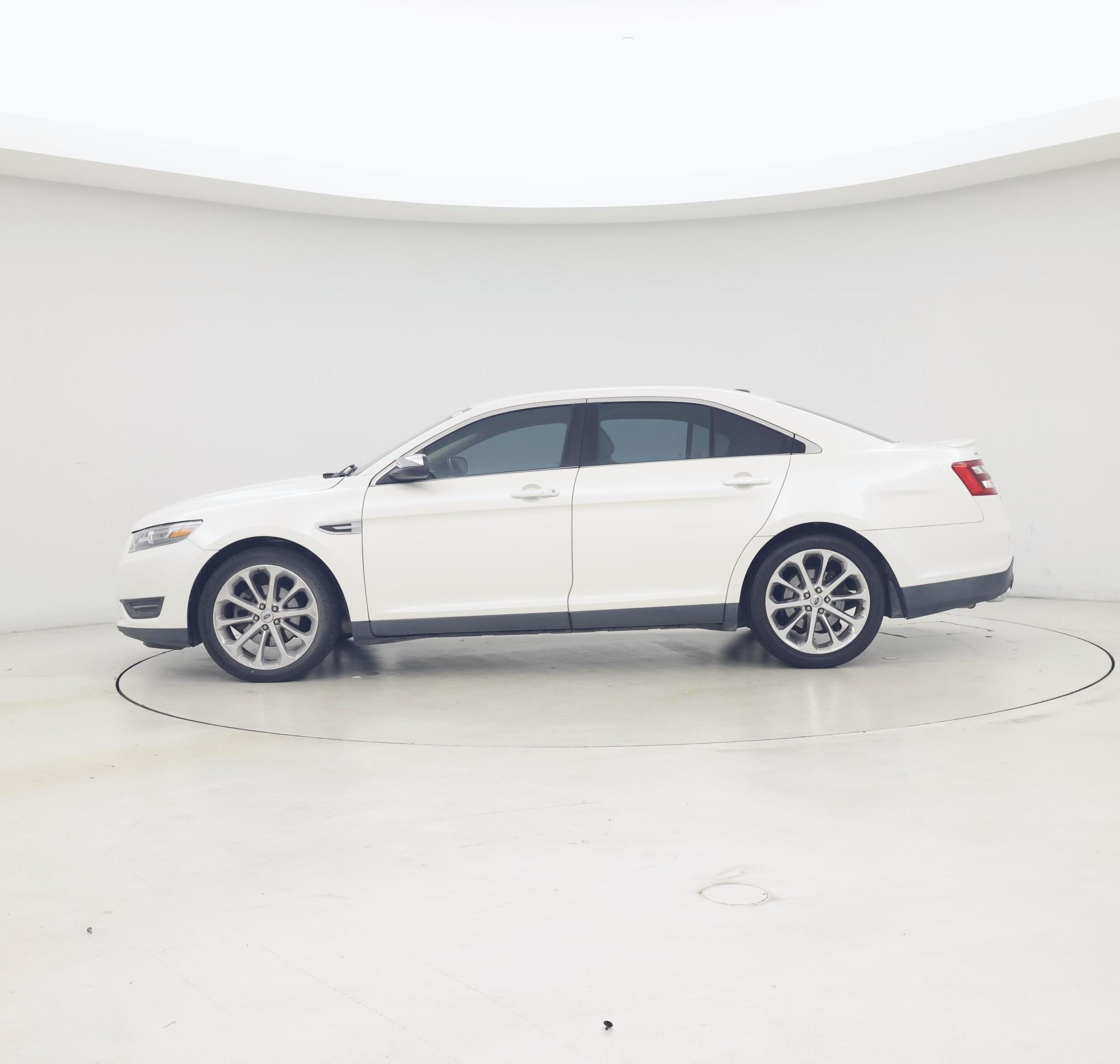 Thumbnail: 2014 Ford Taurus - 3