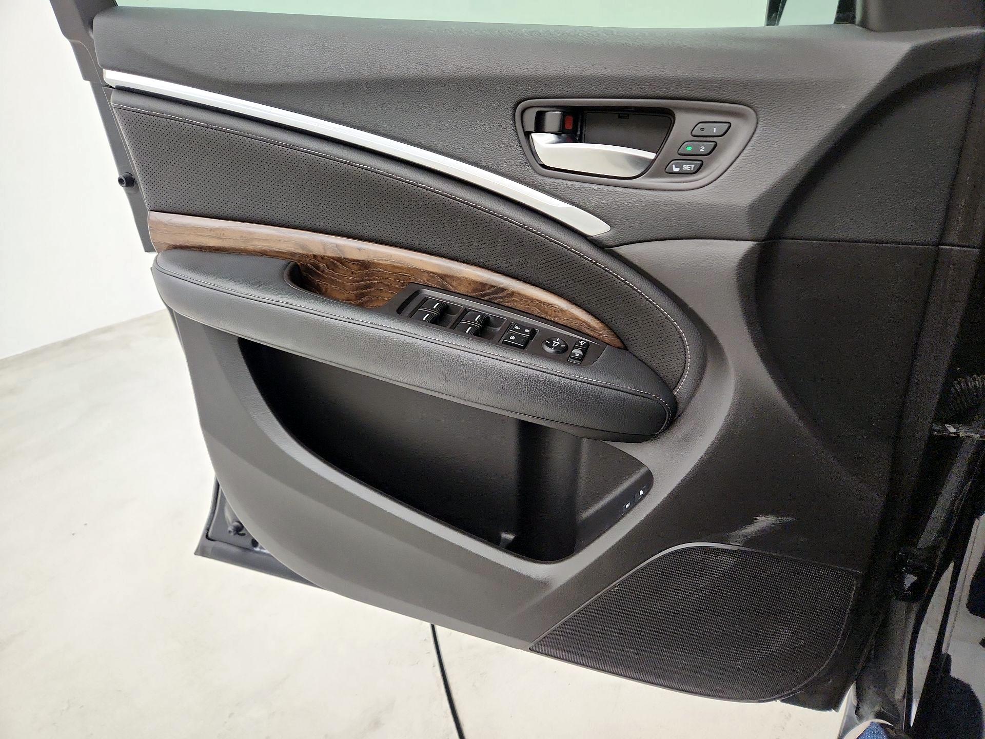 Thumbnail: 2019 Acura MDX - 10