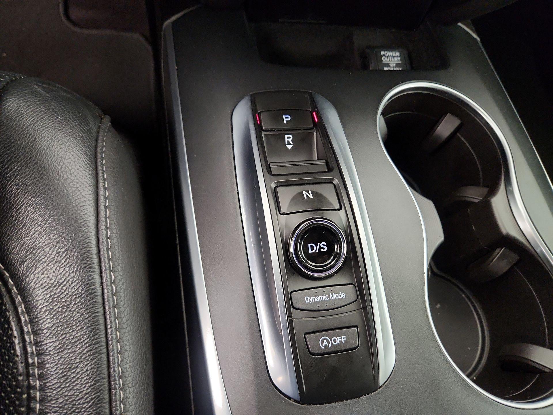 Thumbnail: 2019 Acura MDX - 15