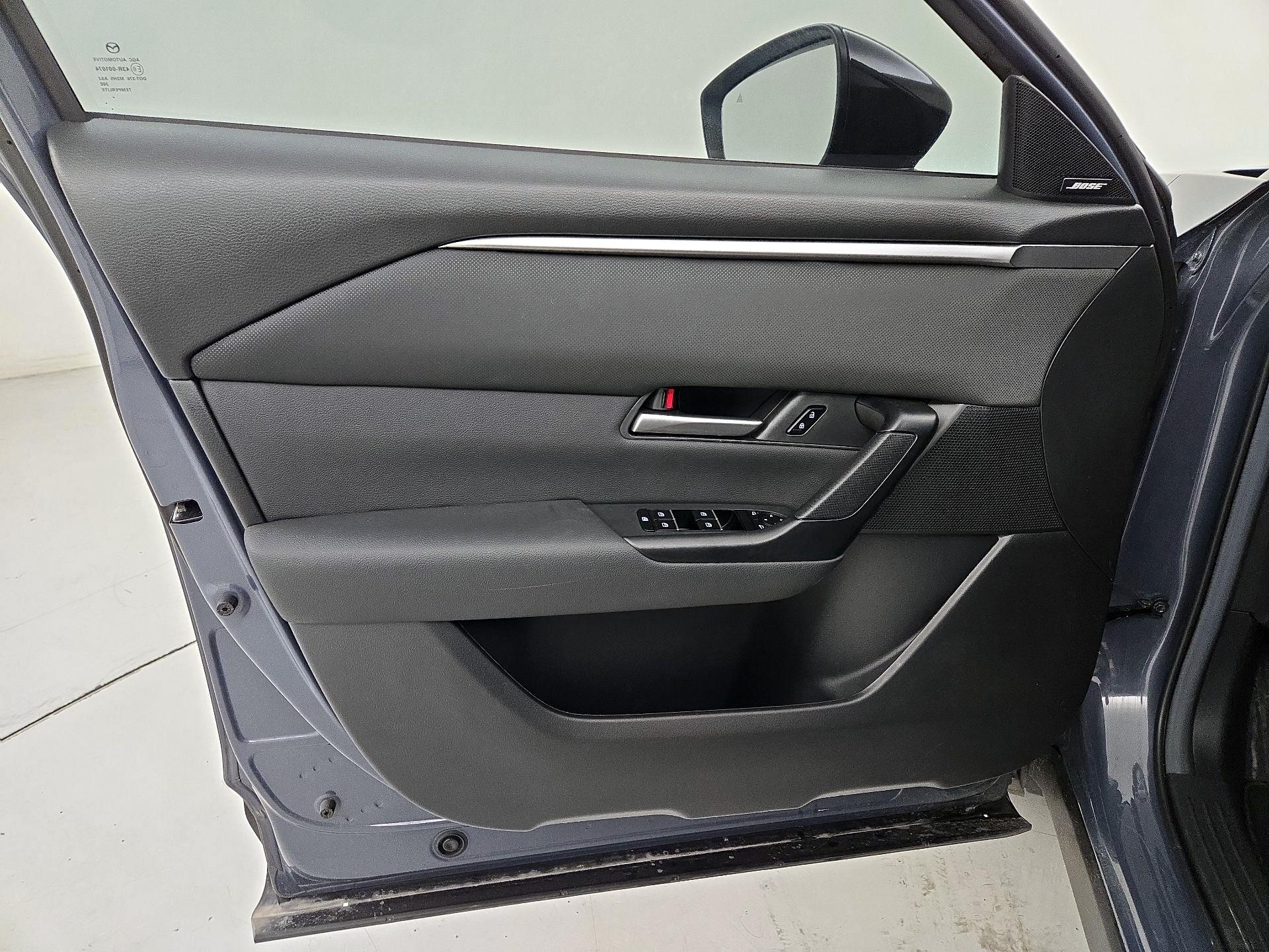 Thumbnail: 2025 Mazda CX-50 - 12