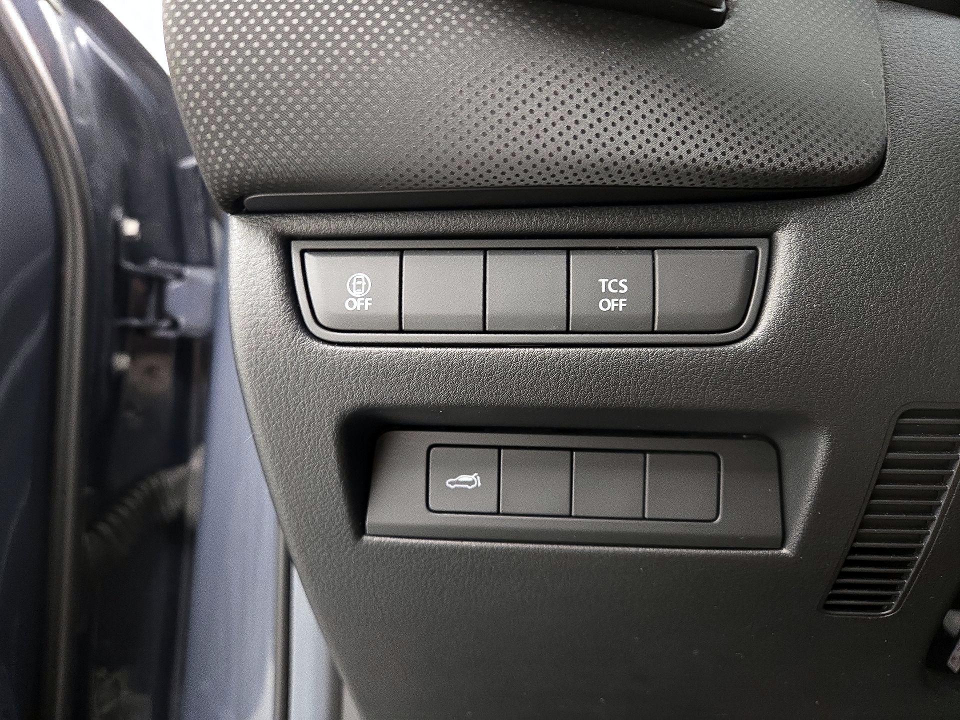 Thumbnail: 2025 Mazda CX-50 - 13