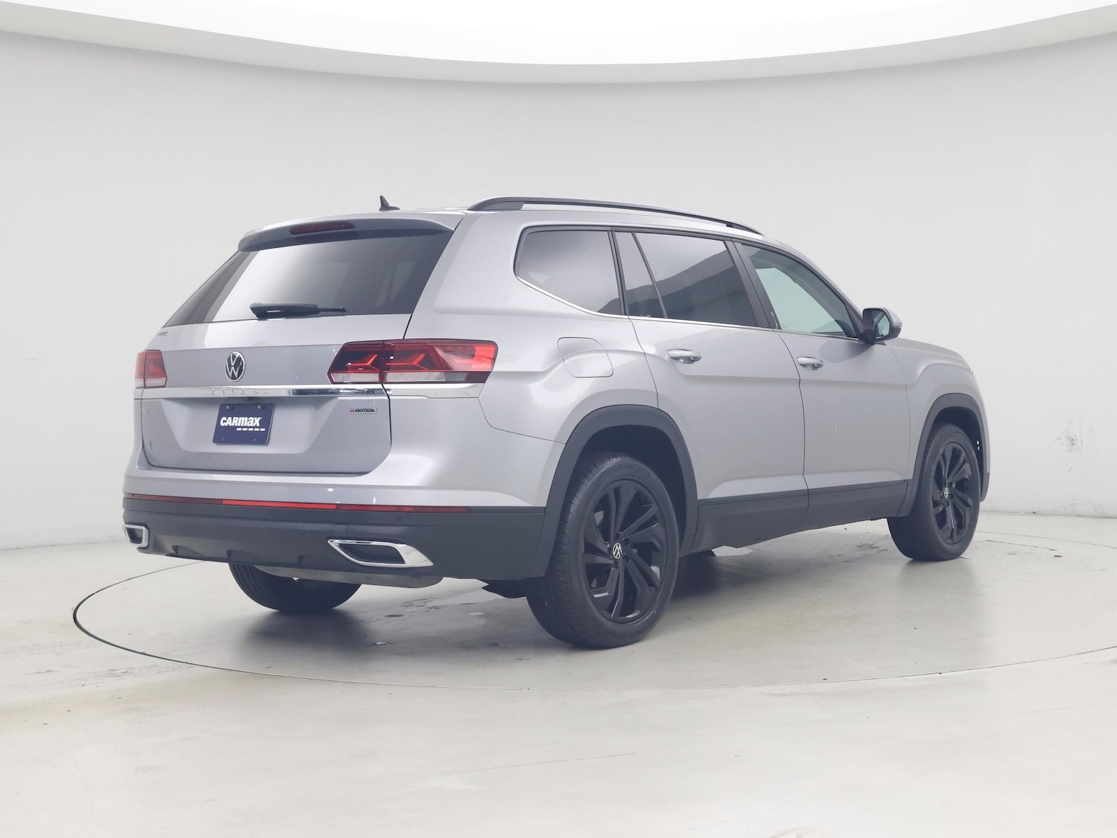 2022 Volkswagen Atlas SE w/Tech - Photo 9