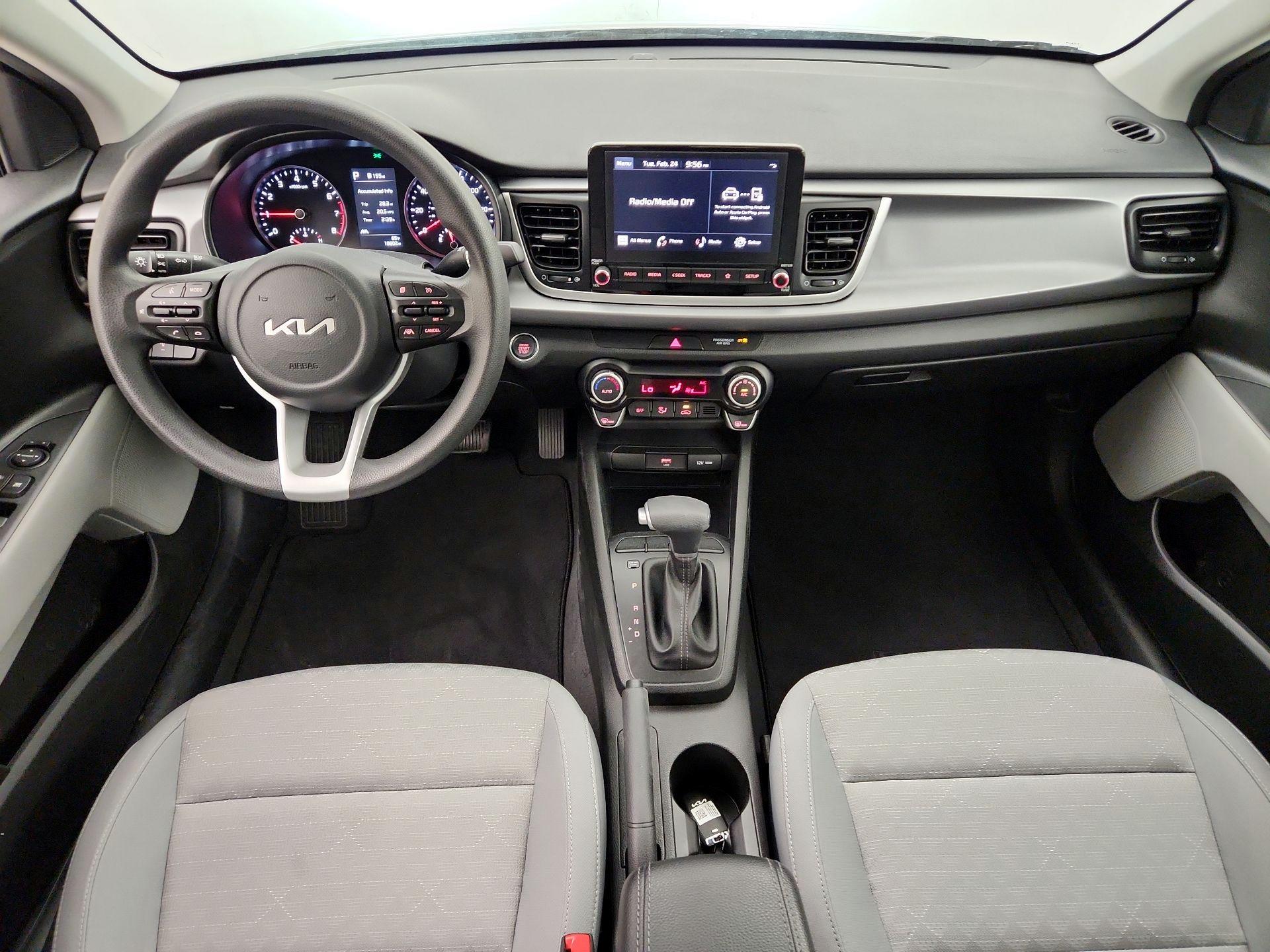 Thumbnail: 2023 Kia Rio - 9