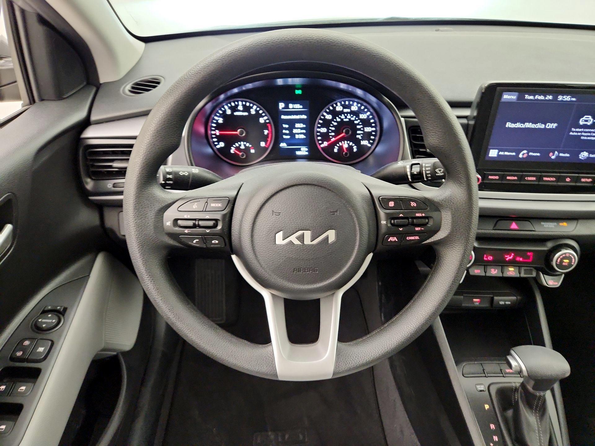 Thumbnail: 2023 Kia Rio - 10