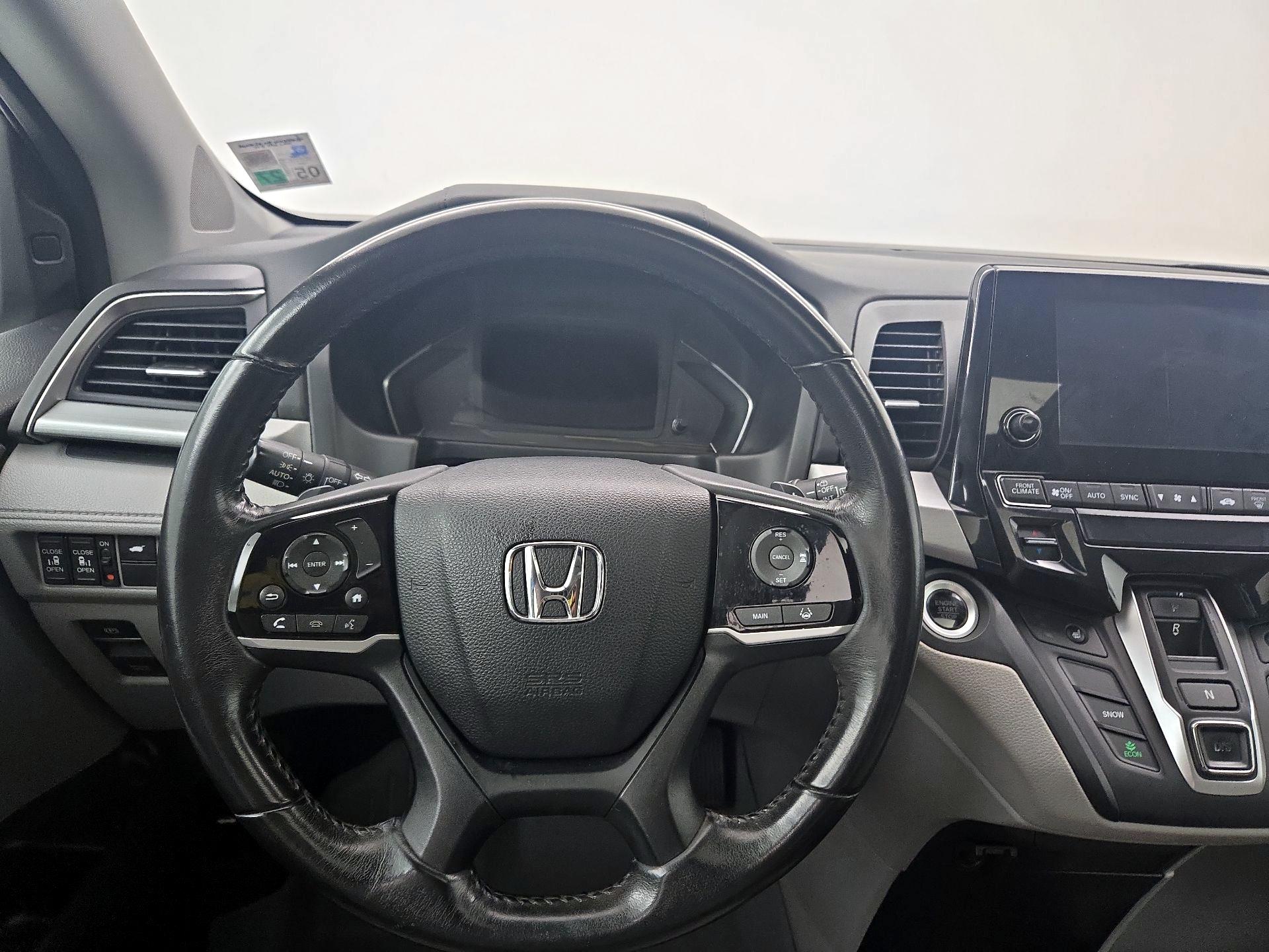 Thumbnail: 2019 Honda Odyssey - 10