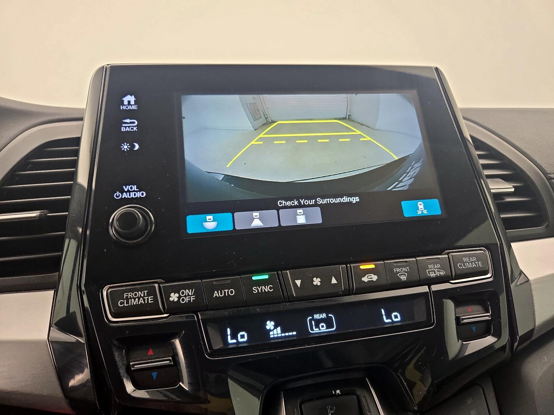 Thumbnail: 2019 Honda Odyssey - 14