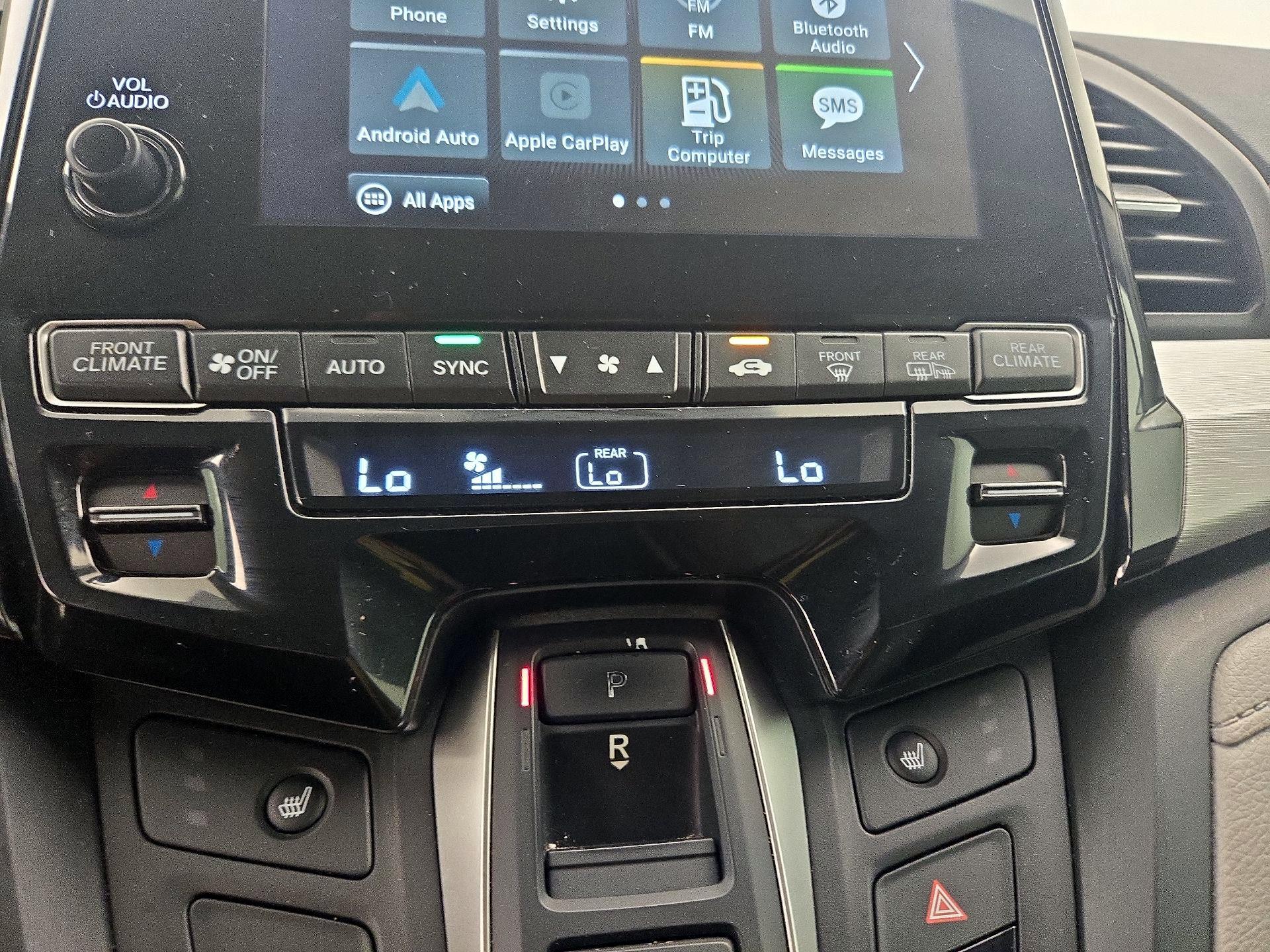 Thumbnail: 2019 Honda Odyssey - 16