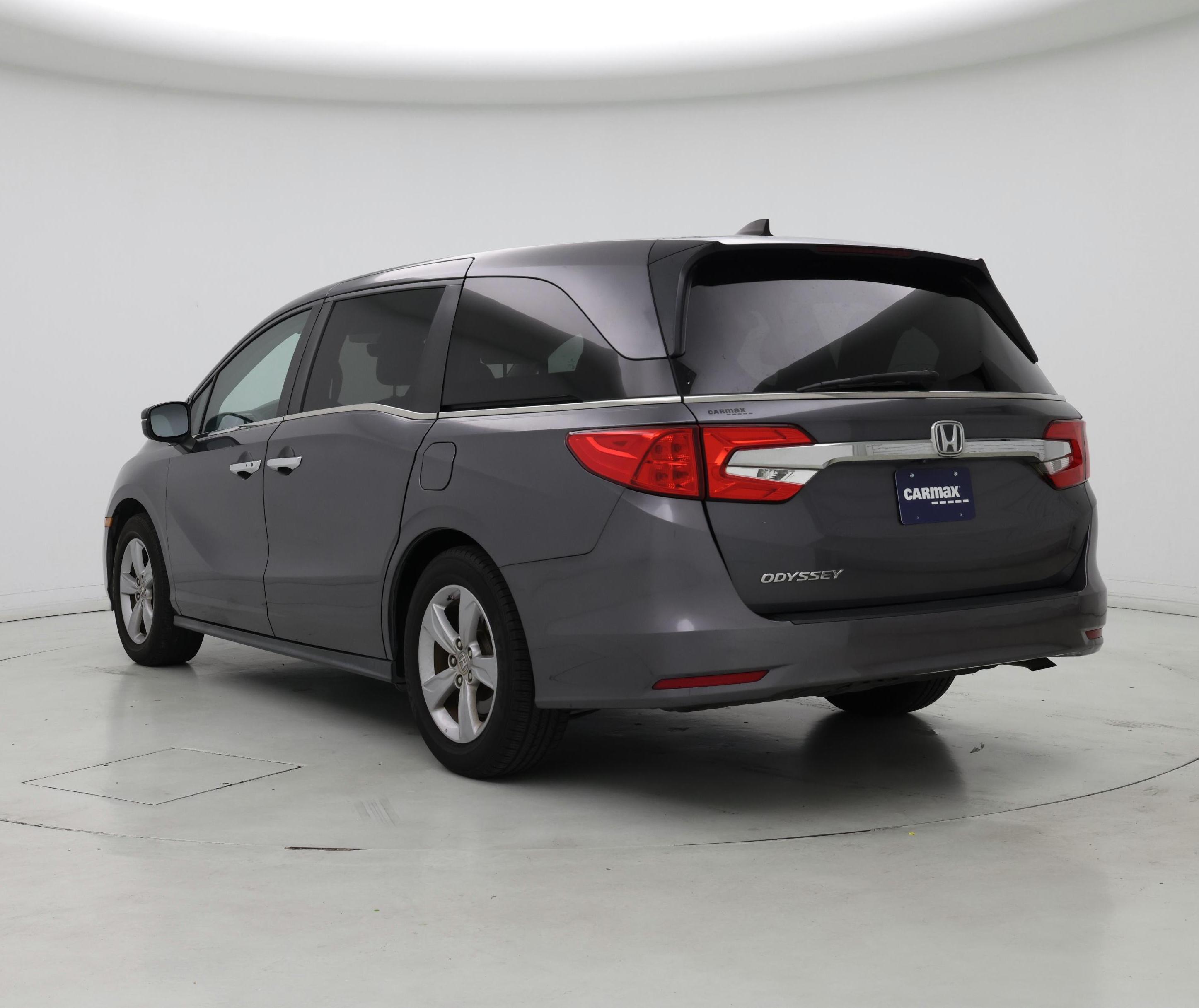 Thumbnail: 2019 Honda Odyssey - 2