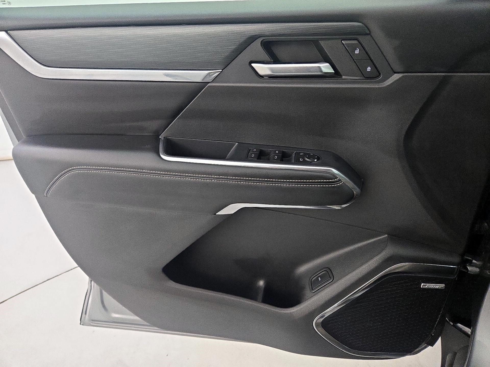 Thumbnail: 2025 GMC Acadia - 12