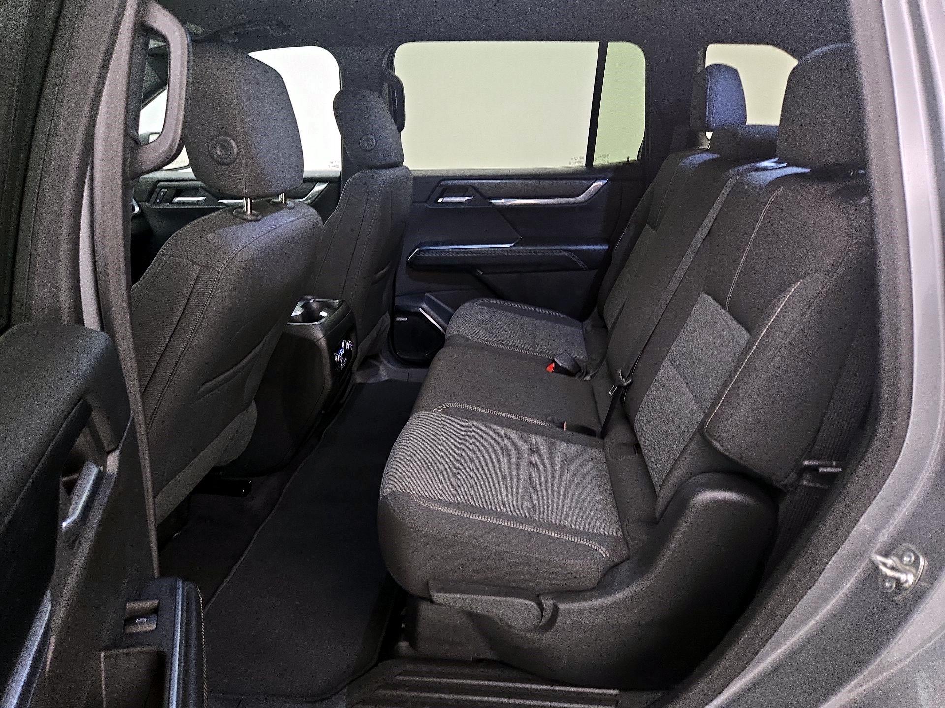 Thumbnail: 2025 GMC Acadia - 20