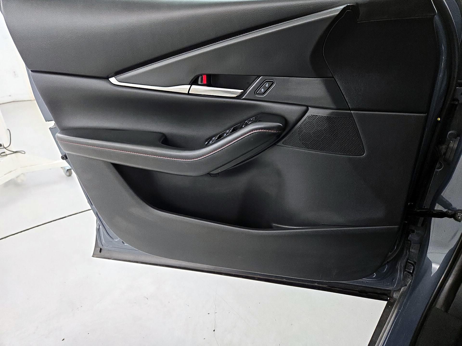 Thumbnail: 2025 Mazda CX-30 - 12