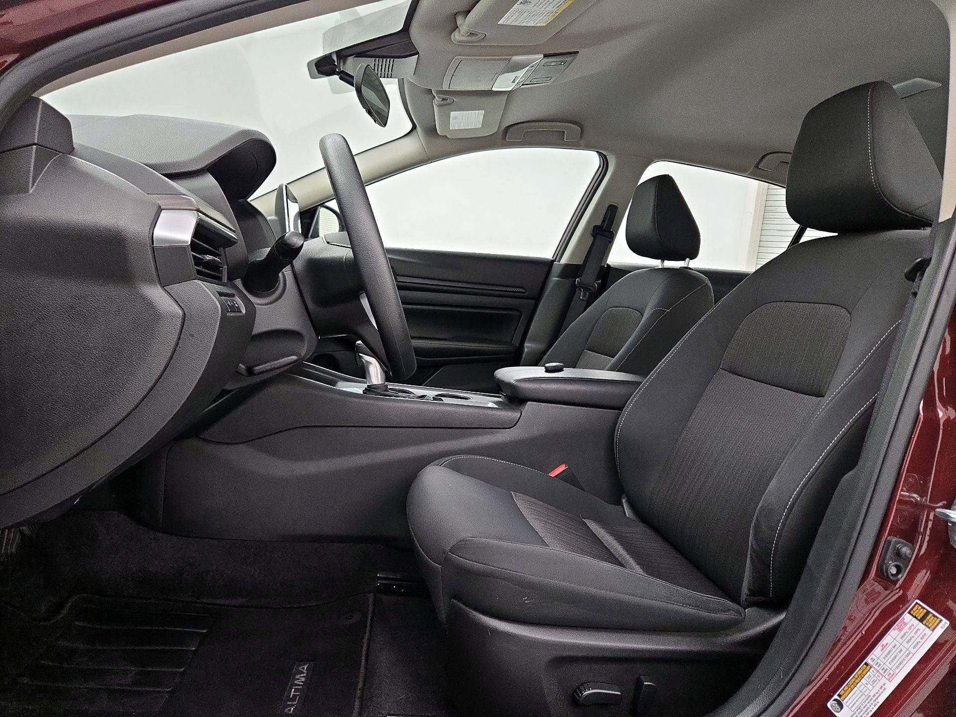 Thumbnail: 2025 Nissan Altima - 11