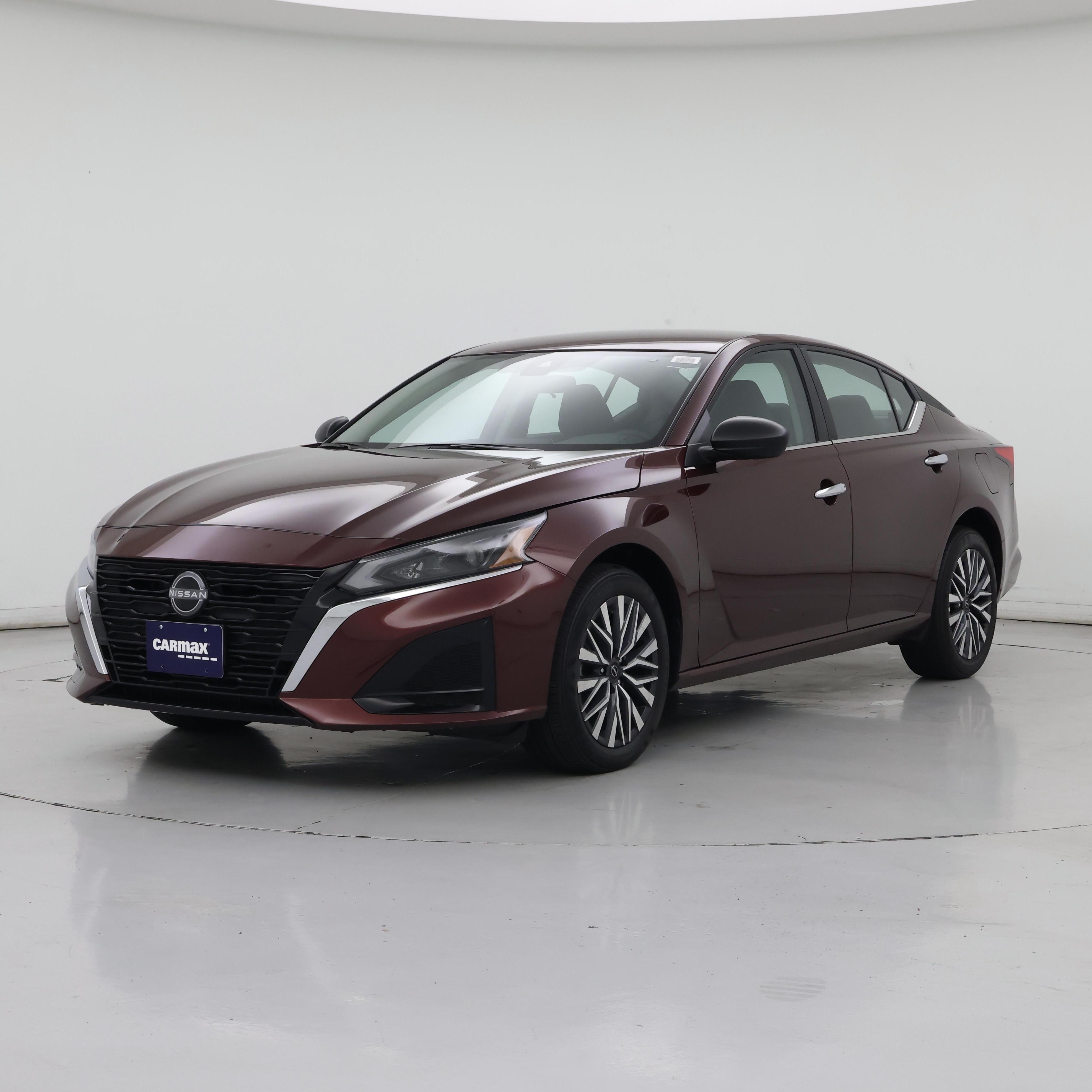 Thumbnail: 2025 Nissan Altima - 4