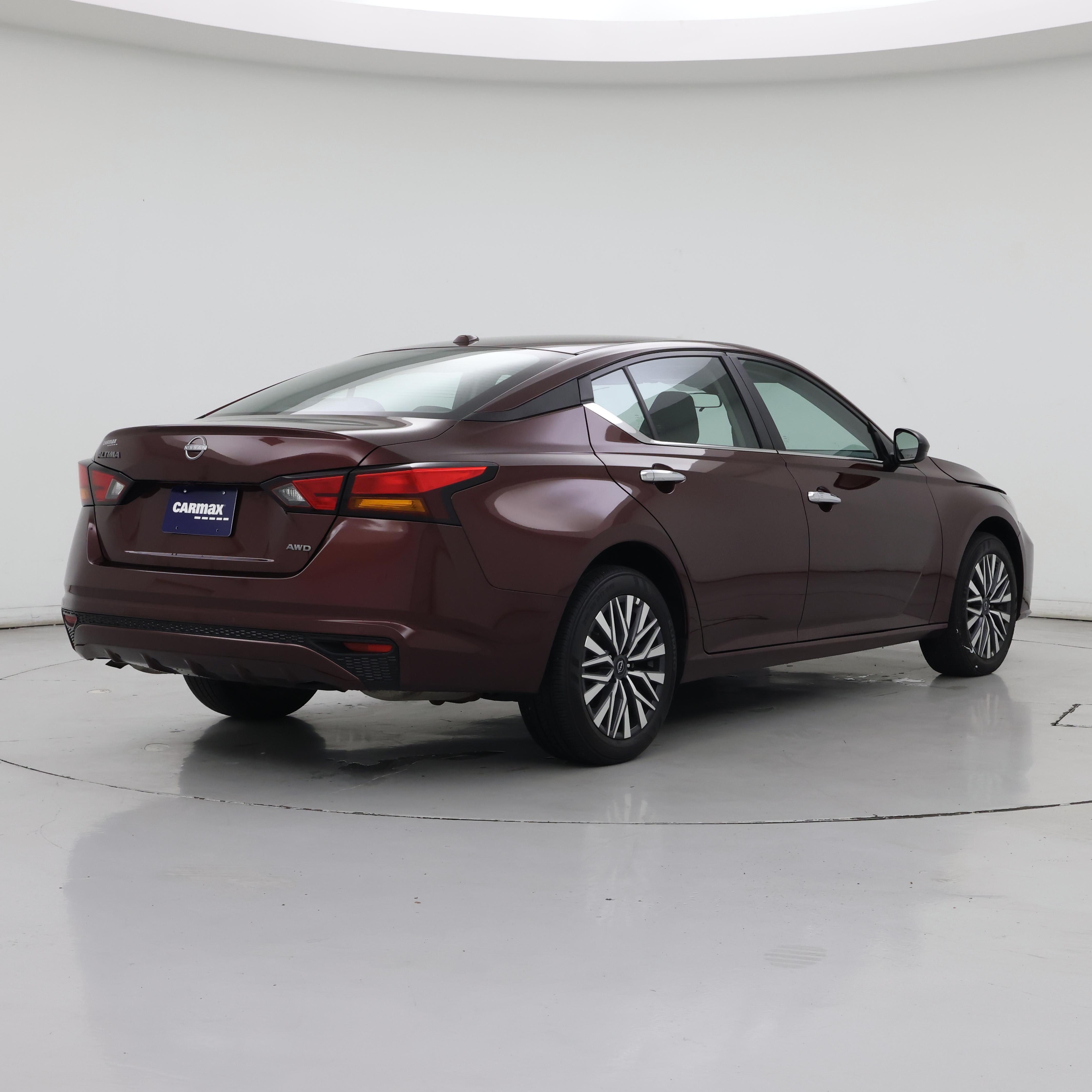 Thumbnail: 2025 Nissan Altima - 8